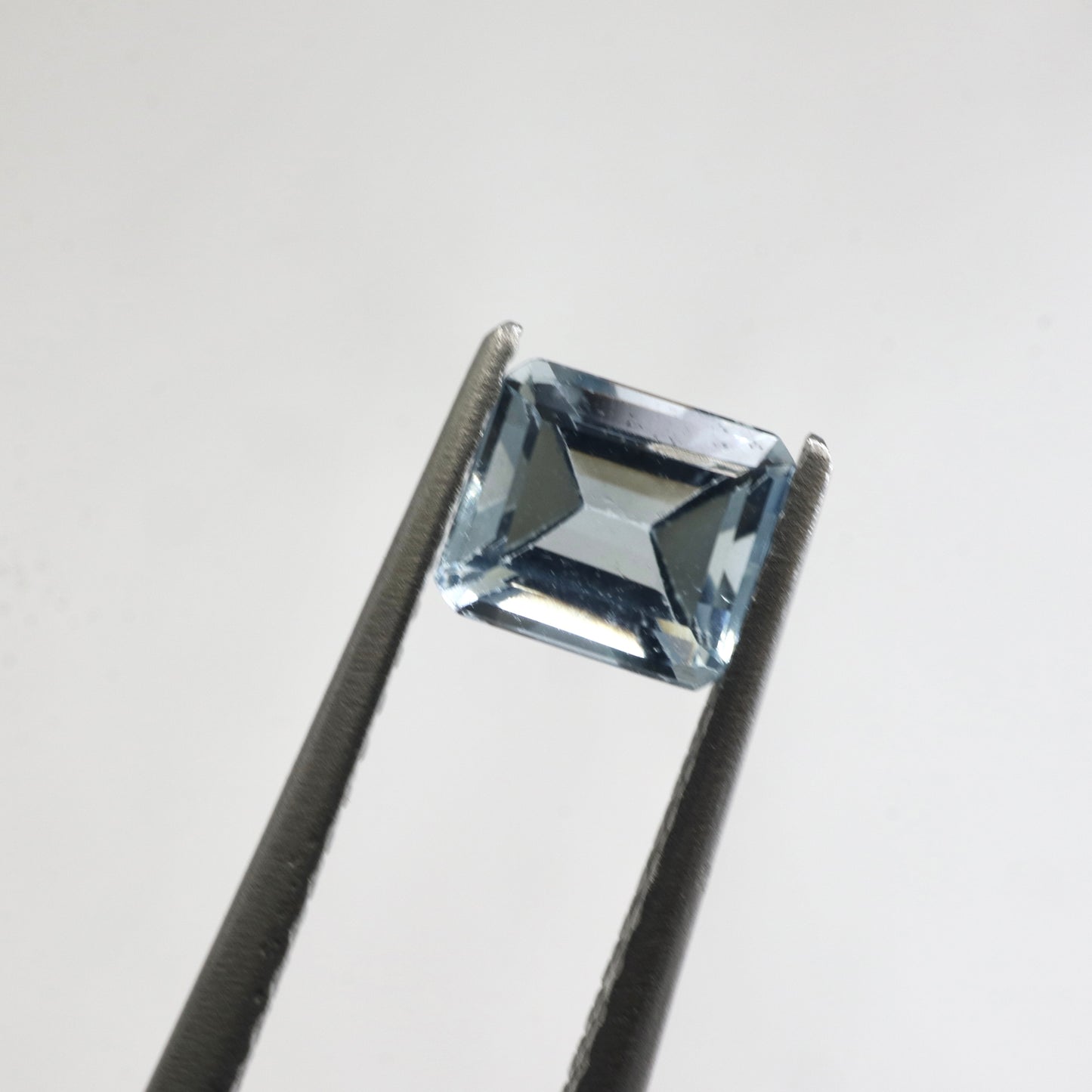 【アクアマリン0.57ct】【H080】