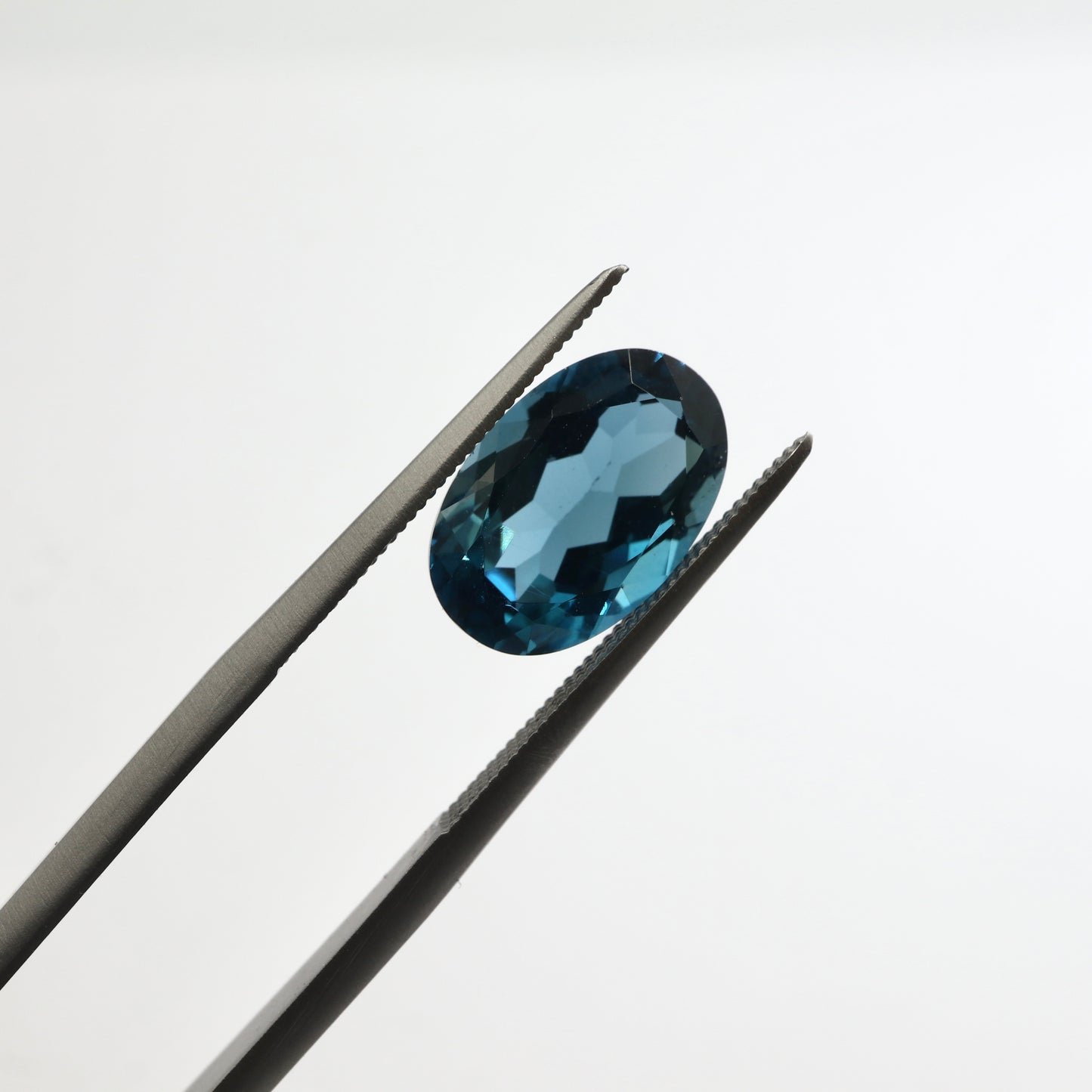 【ブルートパーズ4.28ct】【M022】
