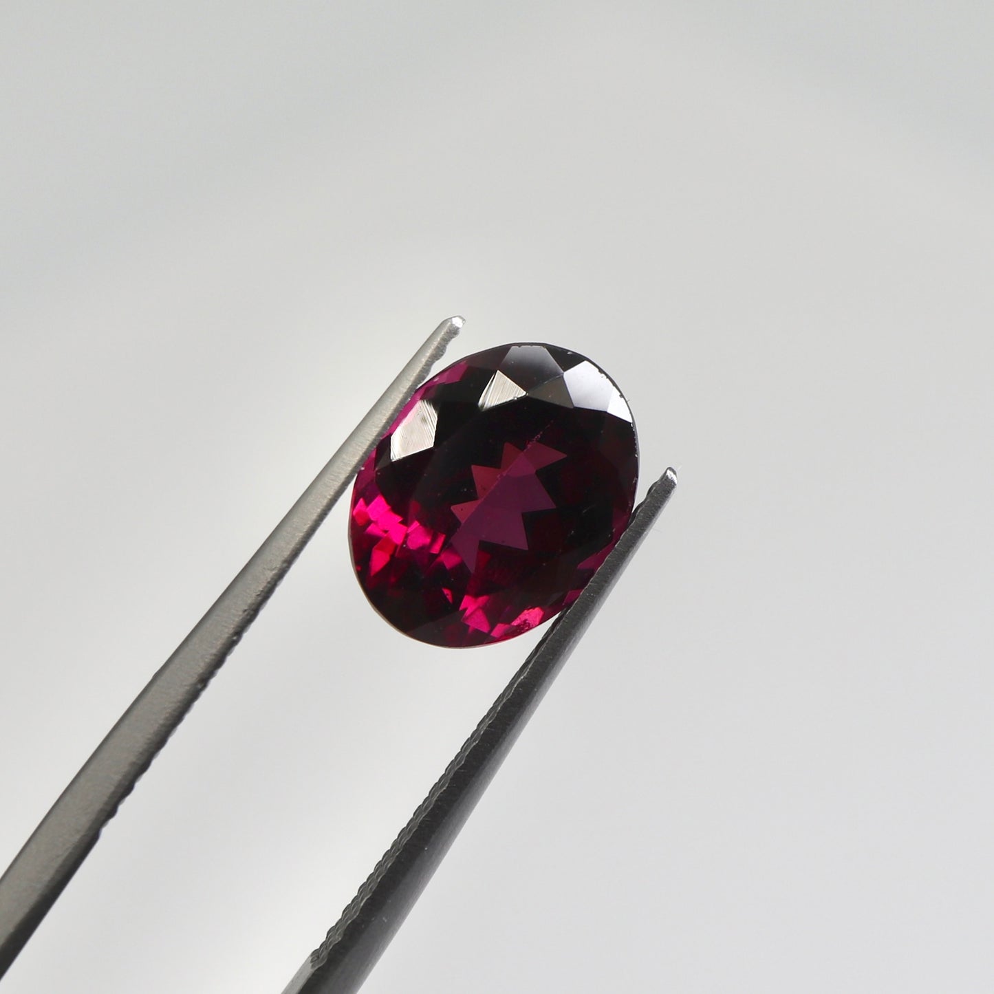 【ロードライトガーネット3.353ct】【F010】