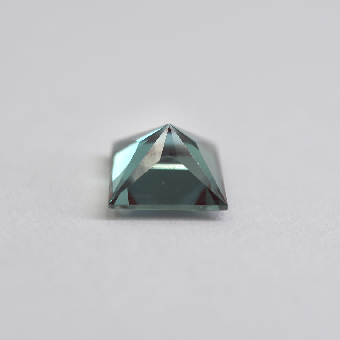 【合成アレキサンドライト1.511ct】【F009】