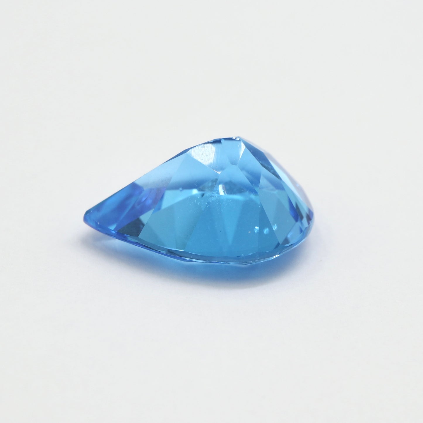 【ブルートパーズ8.745ct】【K030】