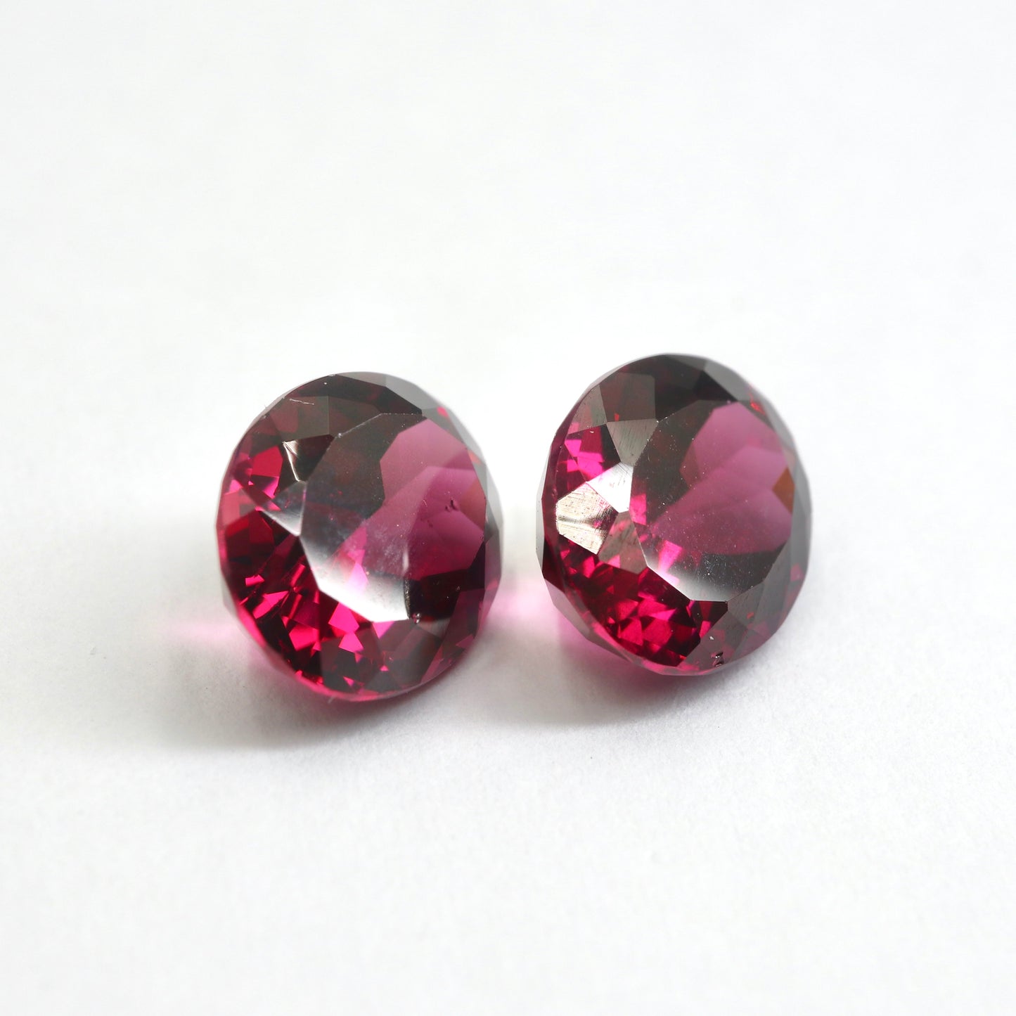 【ロードライトガーネット3.353ct】【F010】