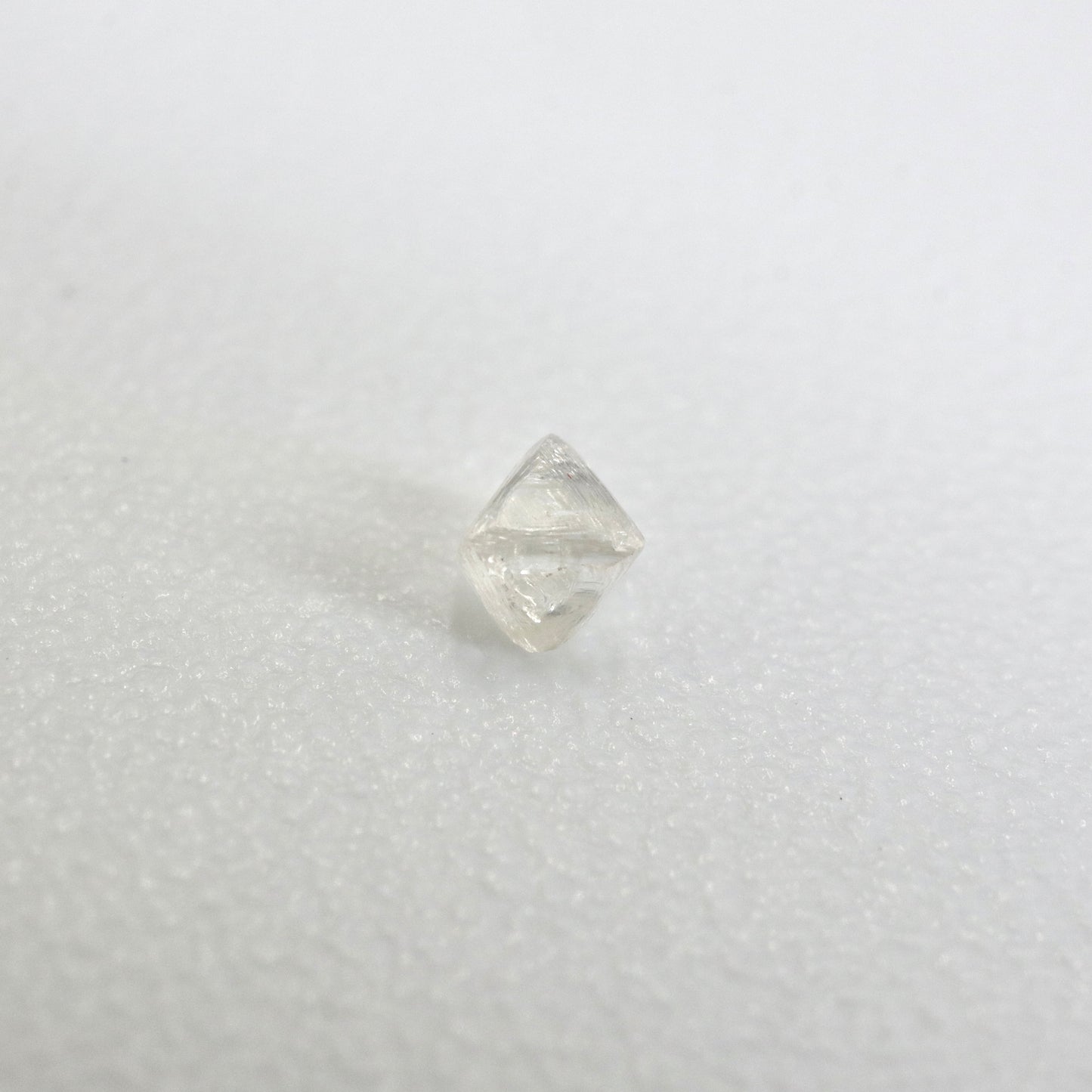 【ダイヤモンド0.052ct】【F052】