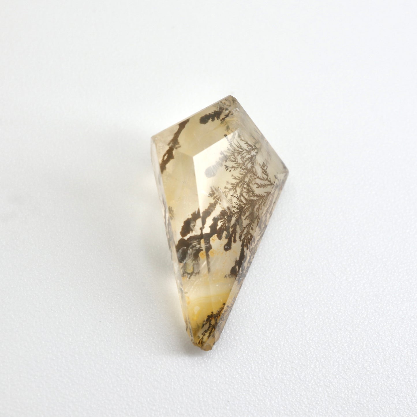 【デンドリティッククォーツ13.455ct】【F055】