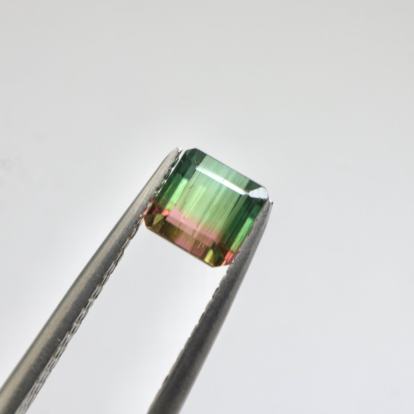 【パーティカラートルマリン0.98ct】【E012】