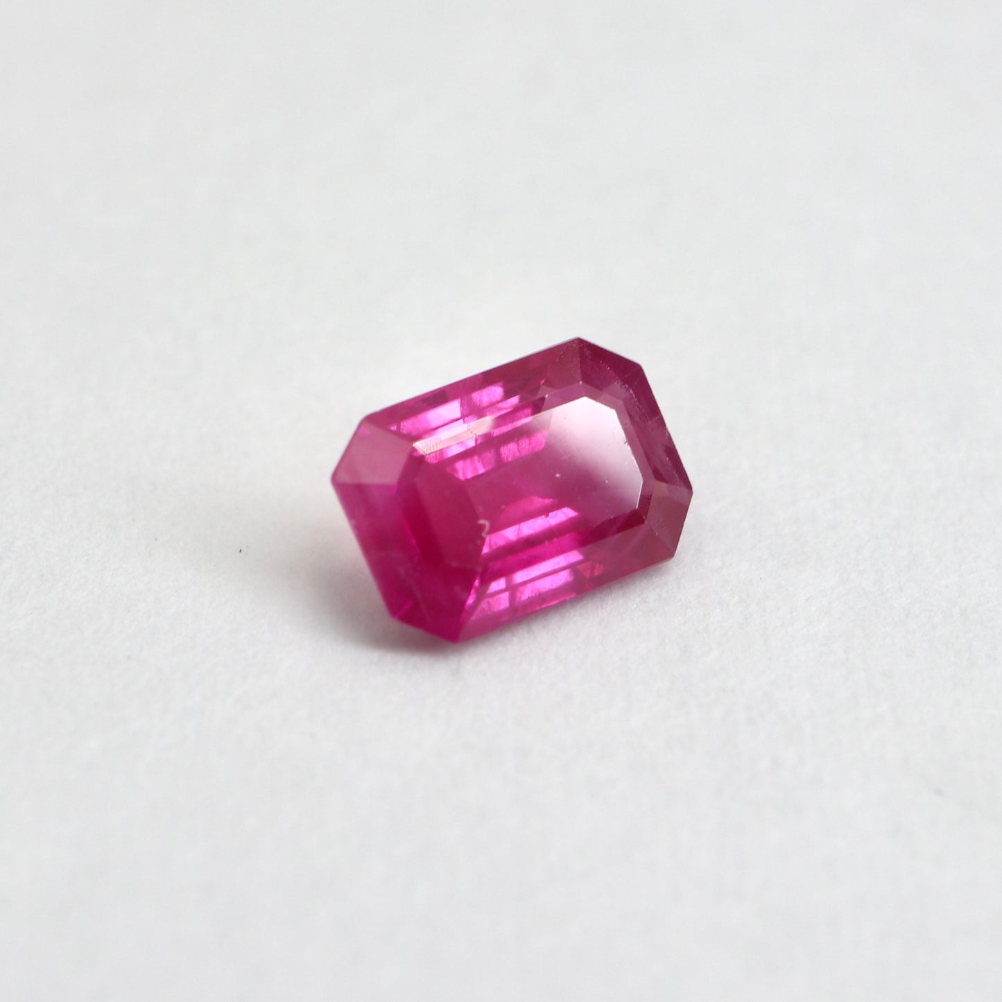 【ルビー0.642ct】【E037】