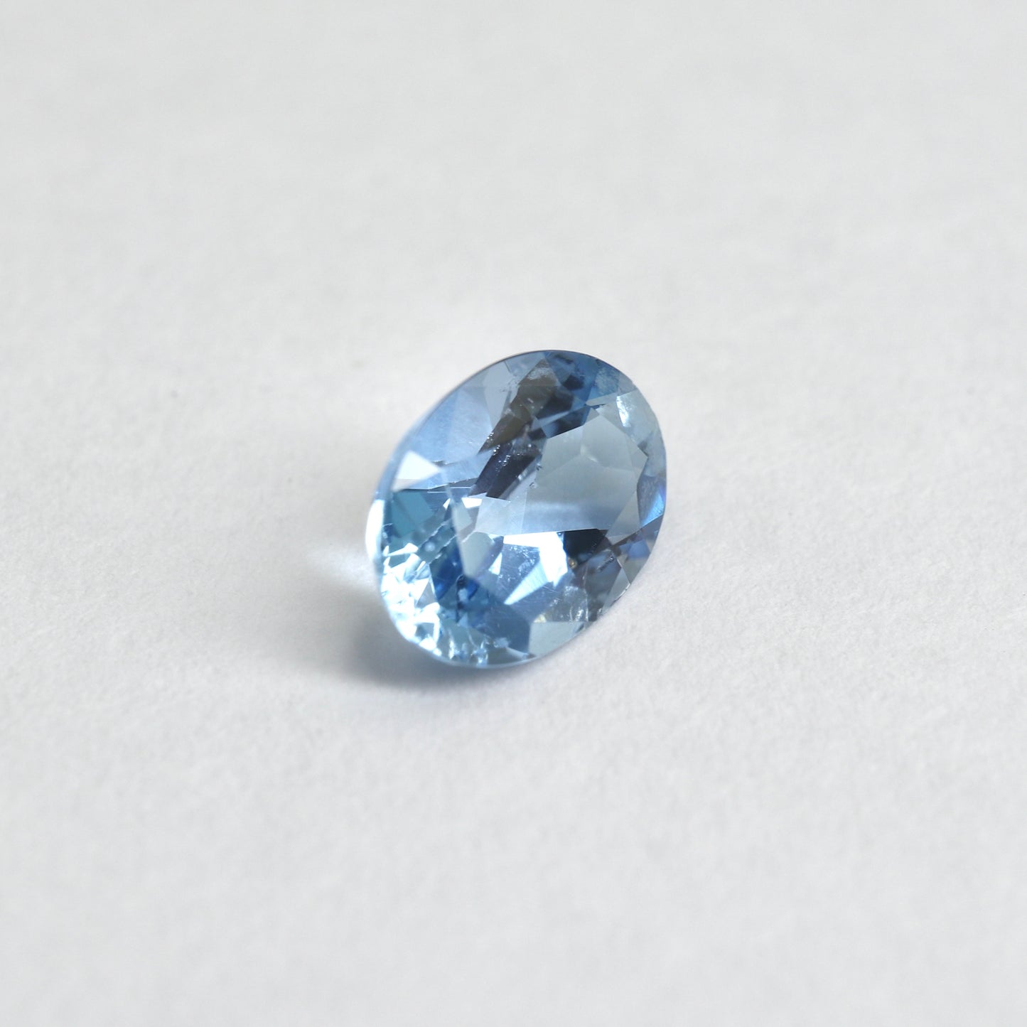 【アクアマリン0.65ct】【E048】