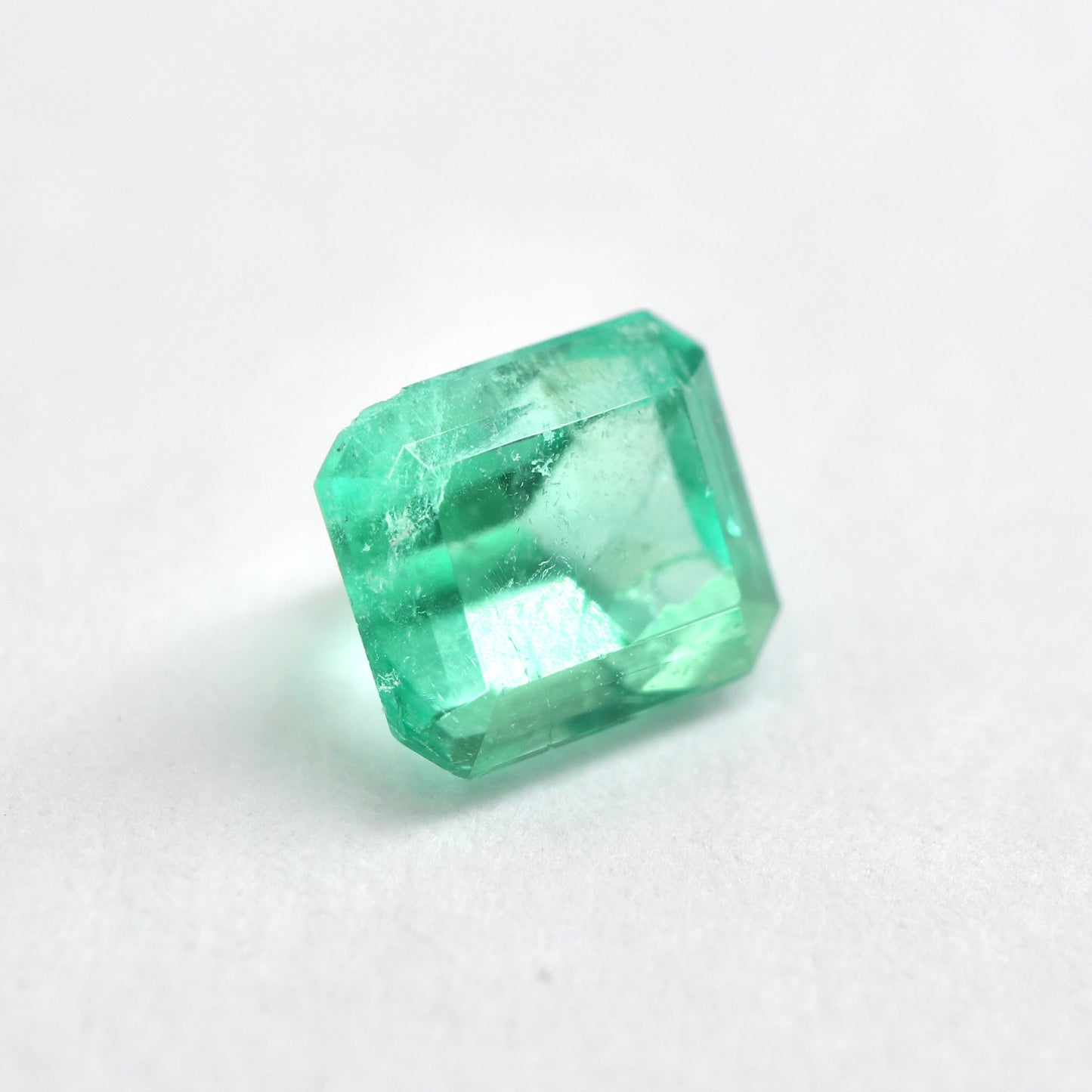 【エメラルド0.62ct】【F023】
