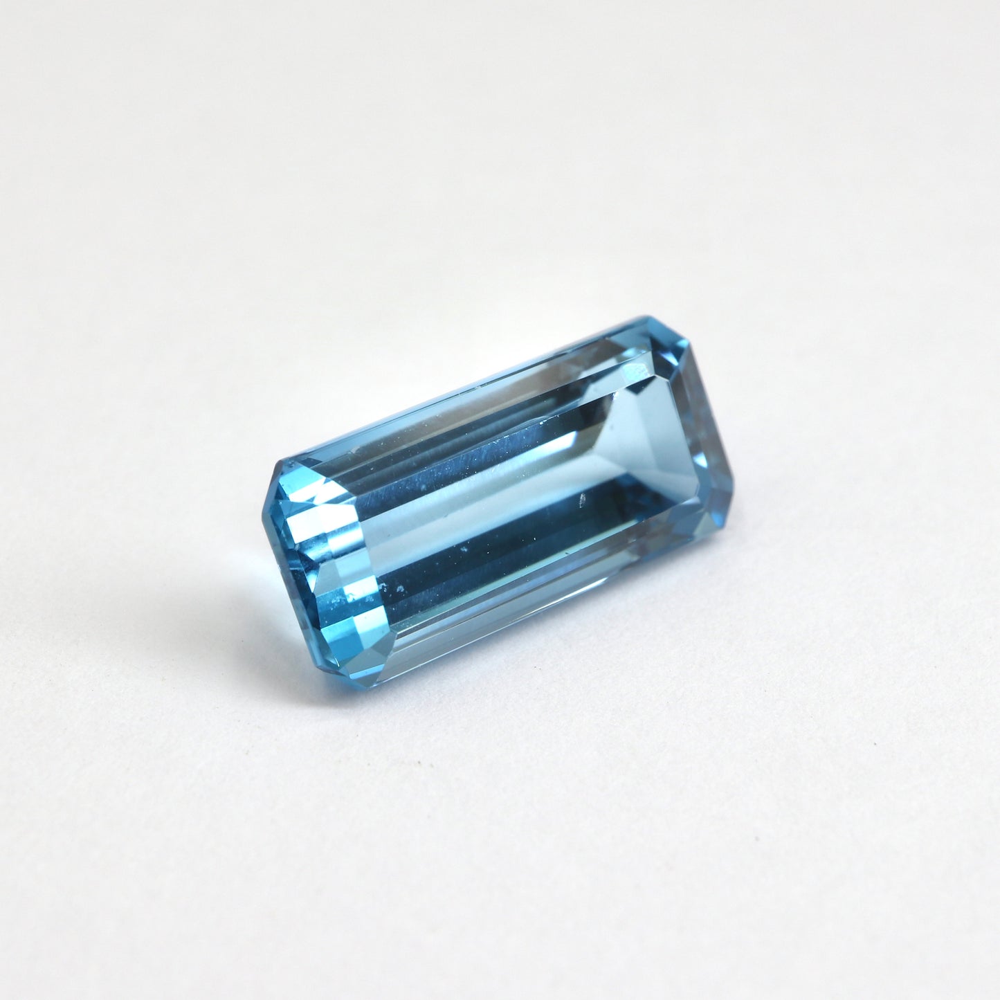 【ブルートパーズ6.72ct】【G031】