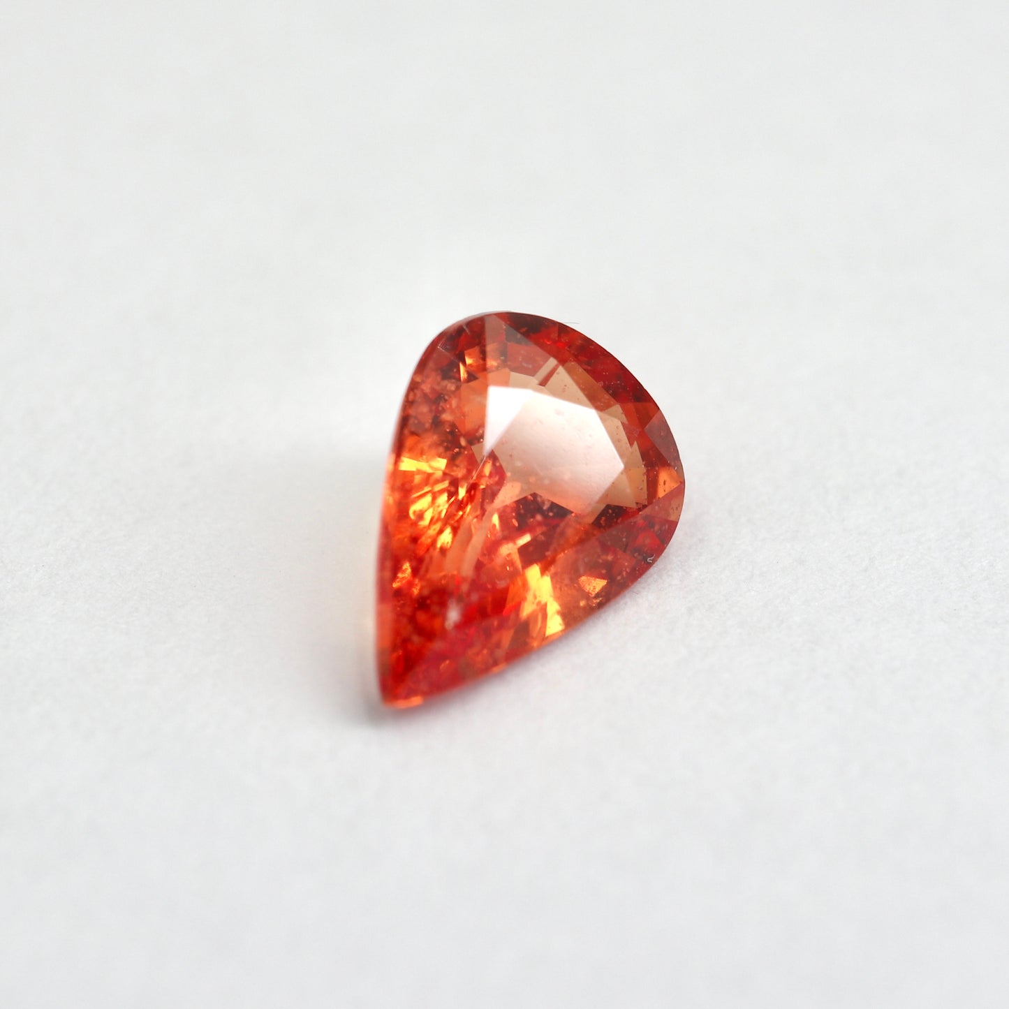 【サファイア0.69ct】【G032】