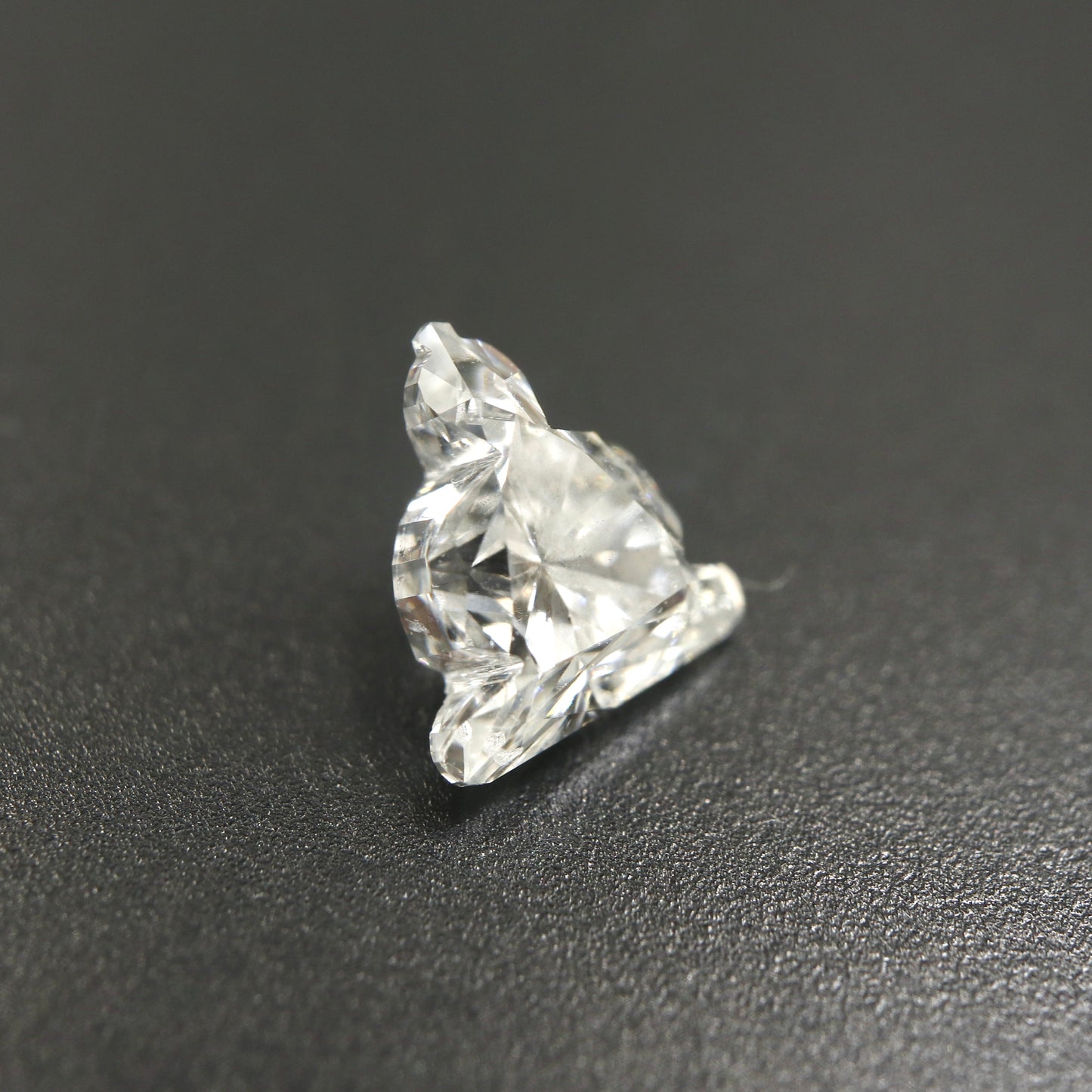 【ダイヤモンド0.32ct】【G067】