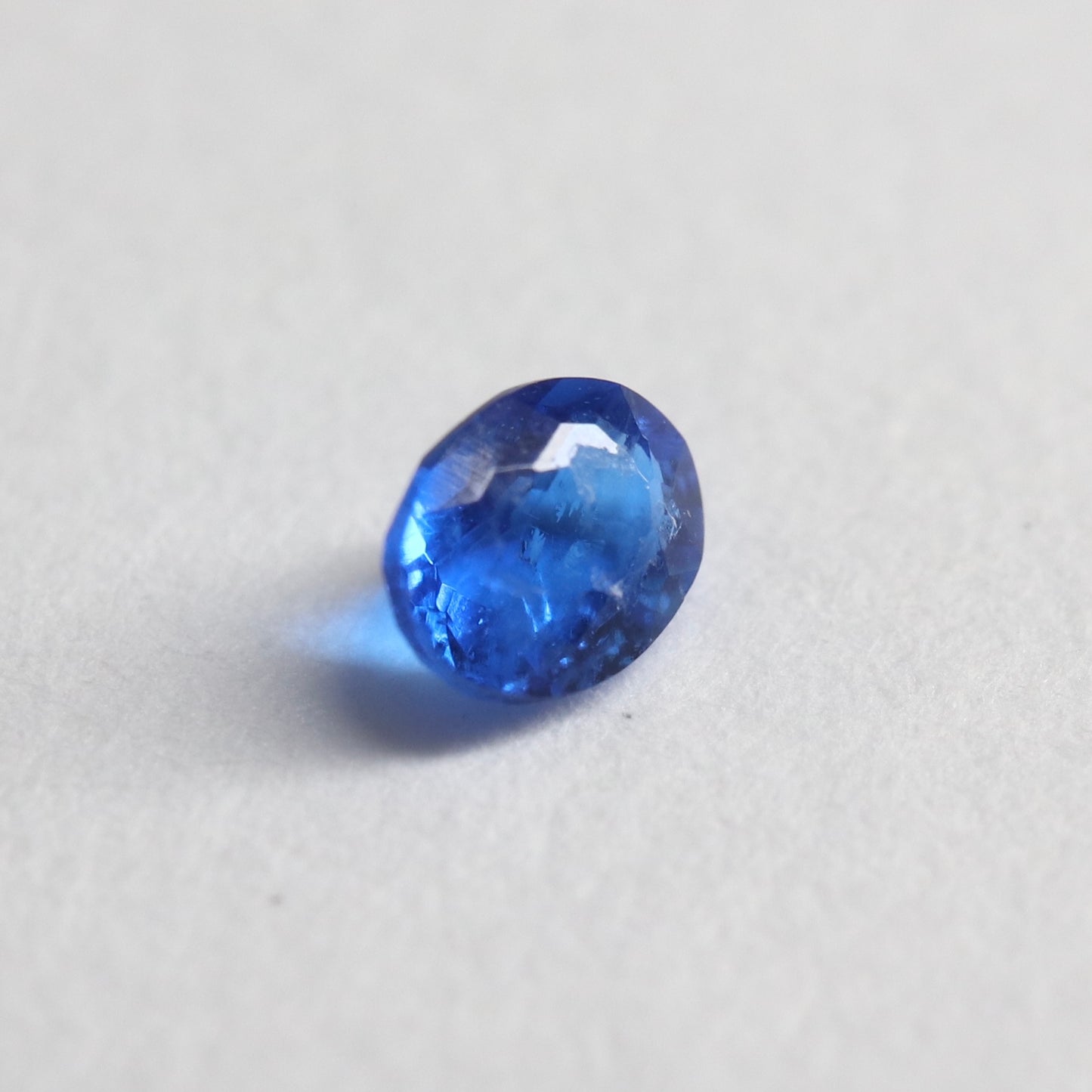 【アウイナイト0.04ct】【C082】