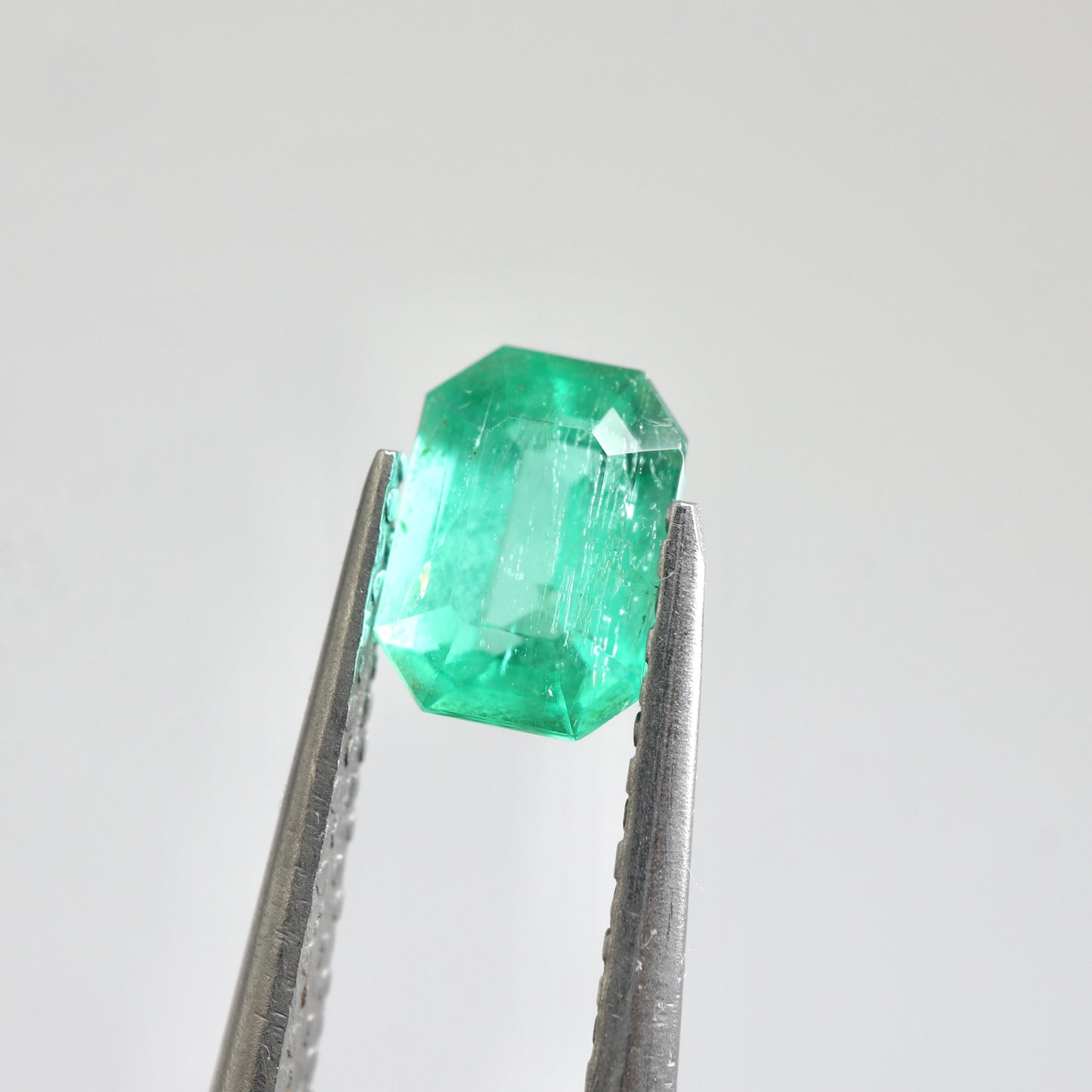 【エメラルド0.7ct】【D024】