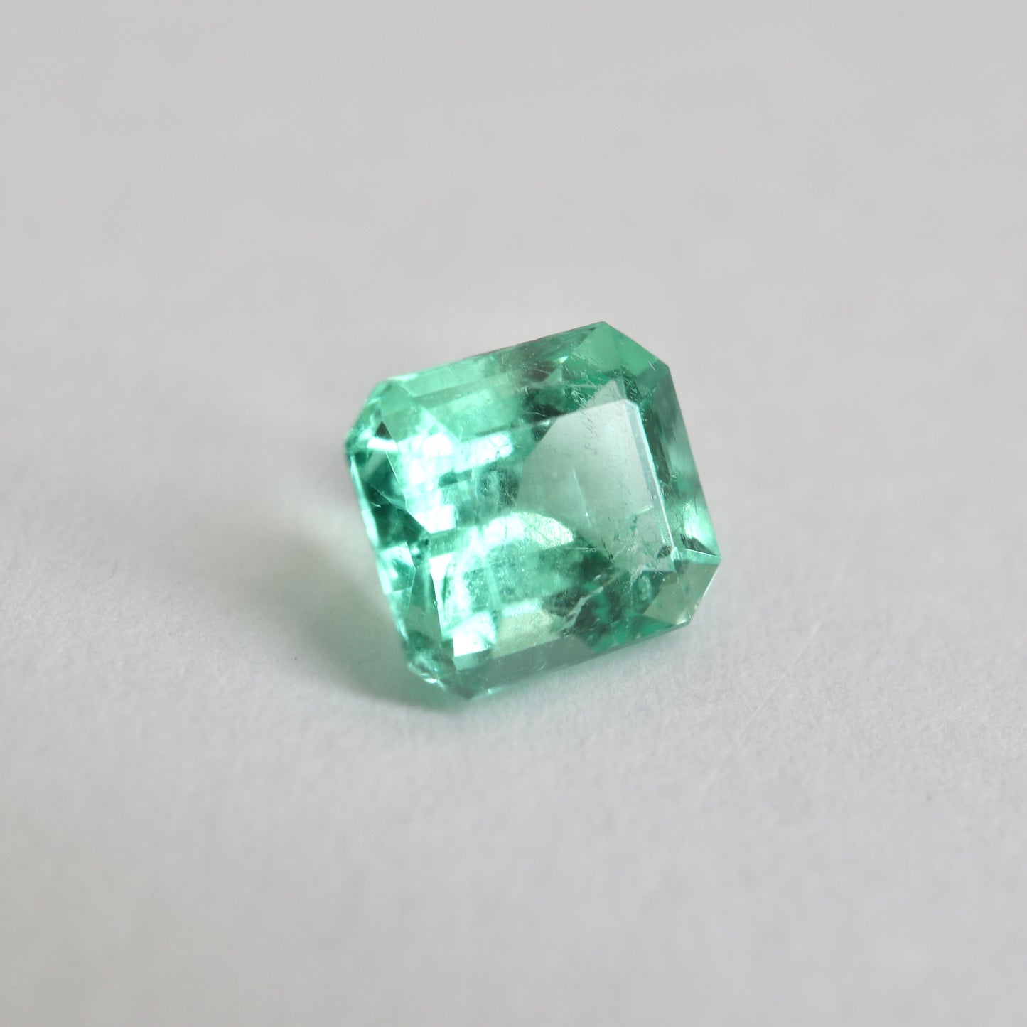 【エメラルド0.51ct】【D061】