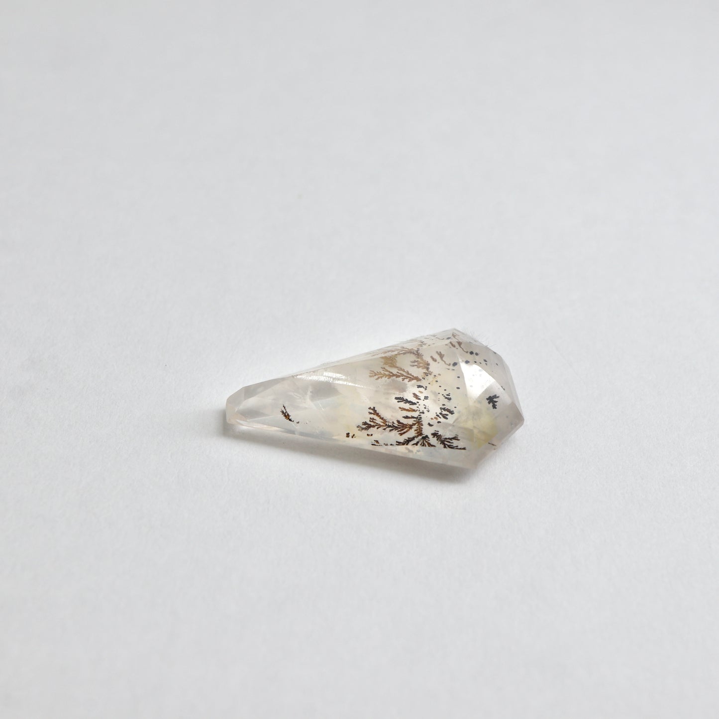 【デンドリッククウォーツ6.61ct】【D033】
