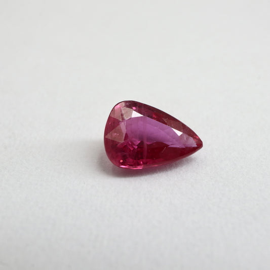 【天然ルビー0.385ct】【M080】