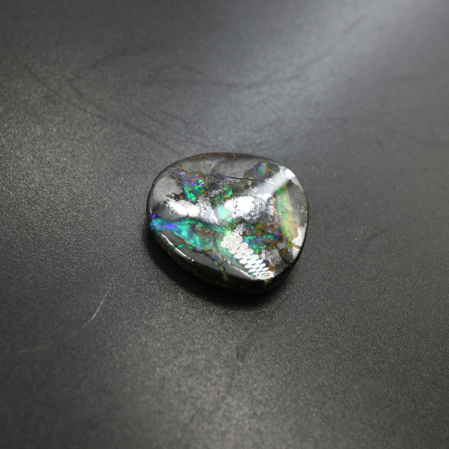 【ボルダーオパール2.87ct】【M018】