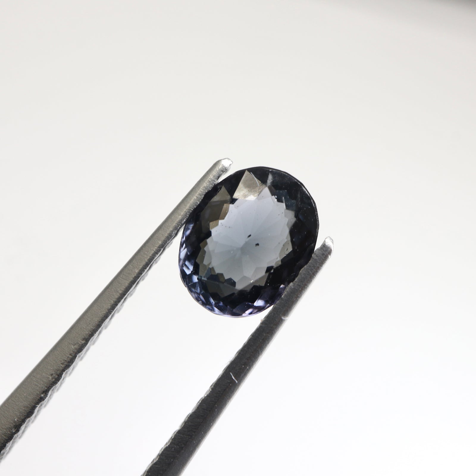 天然スピネル