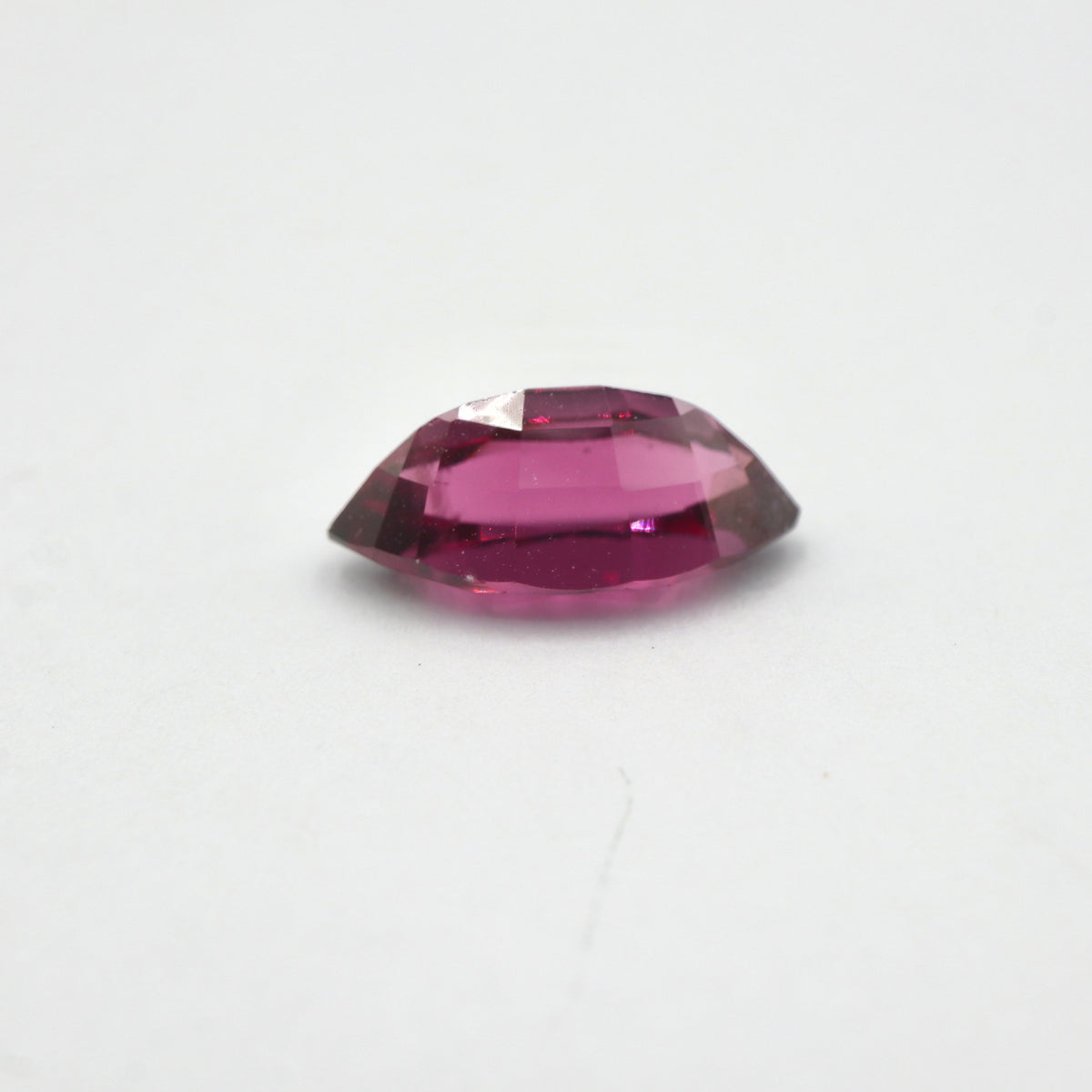 天然ロードライトガーネット