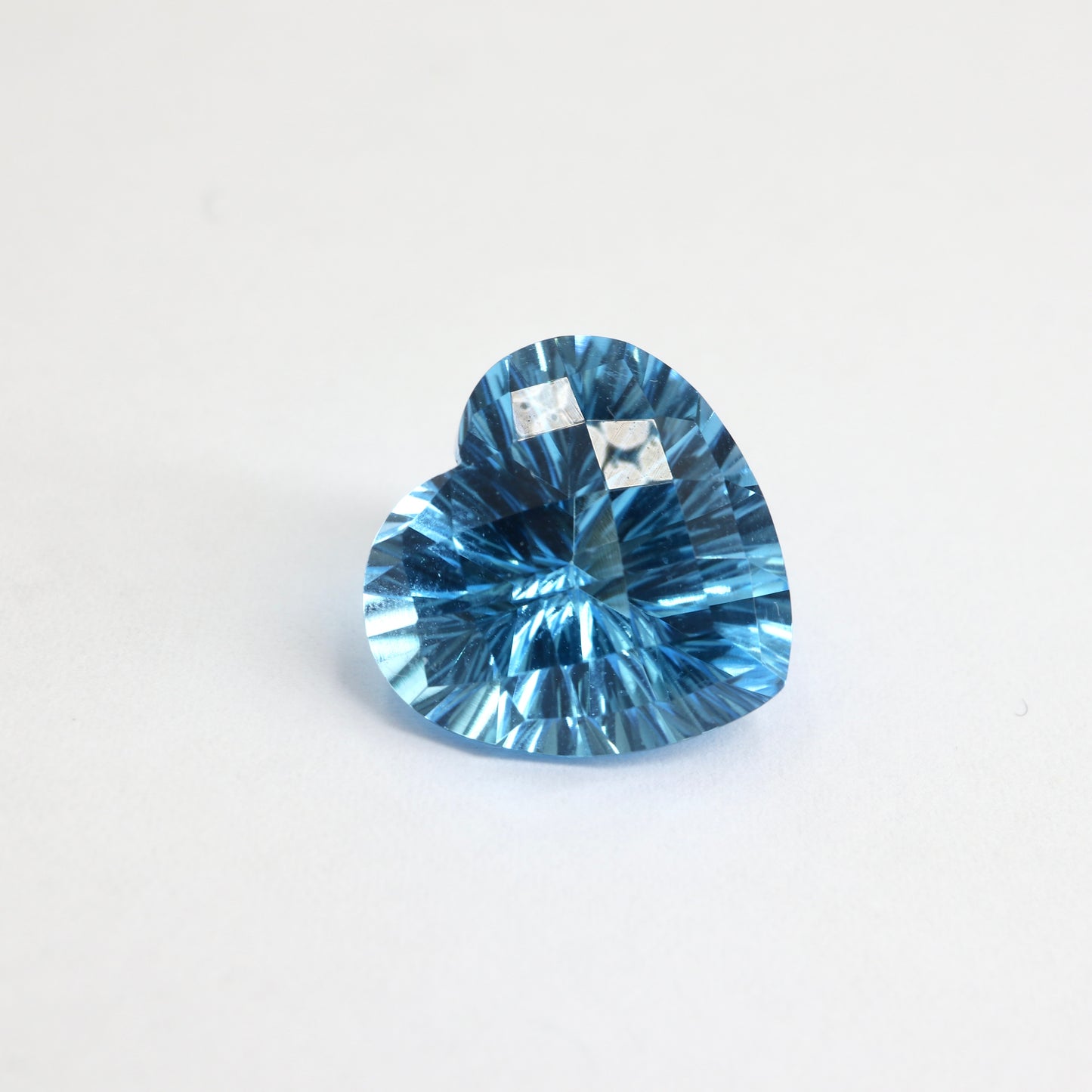 【ブルートパーズ11.59ct】【M070】