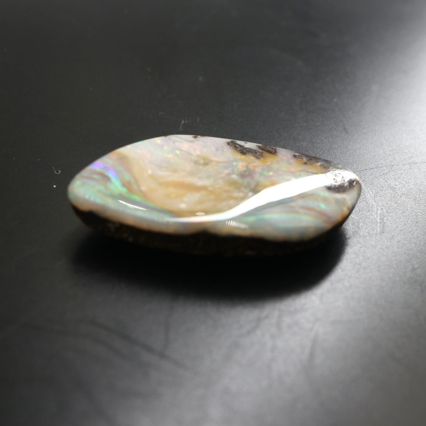 【天然ボルダーオパール17.556ct】【M091】
