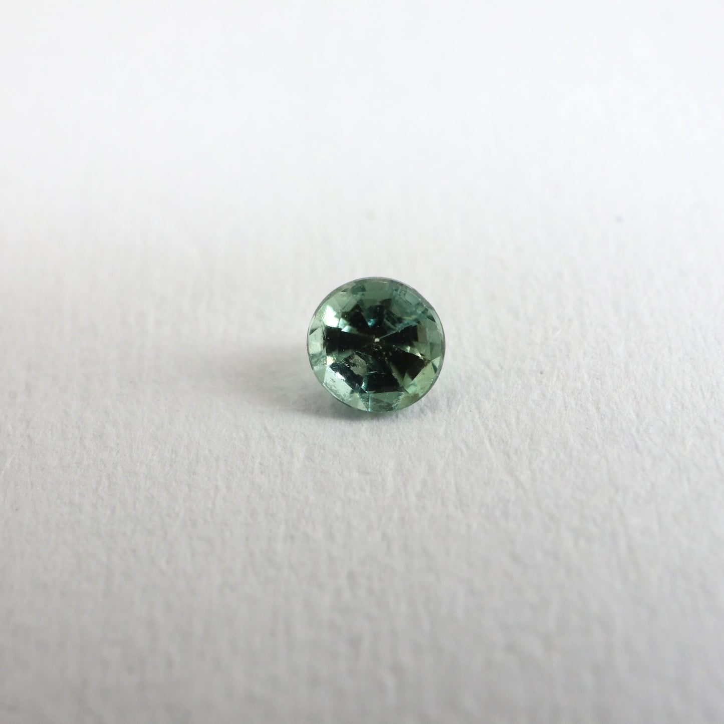 【アレキサンドライト0.06ct】【N103】
