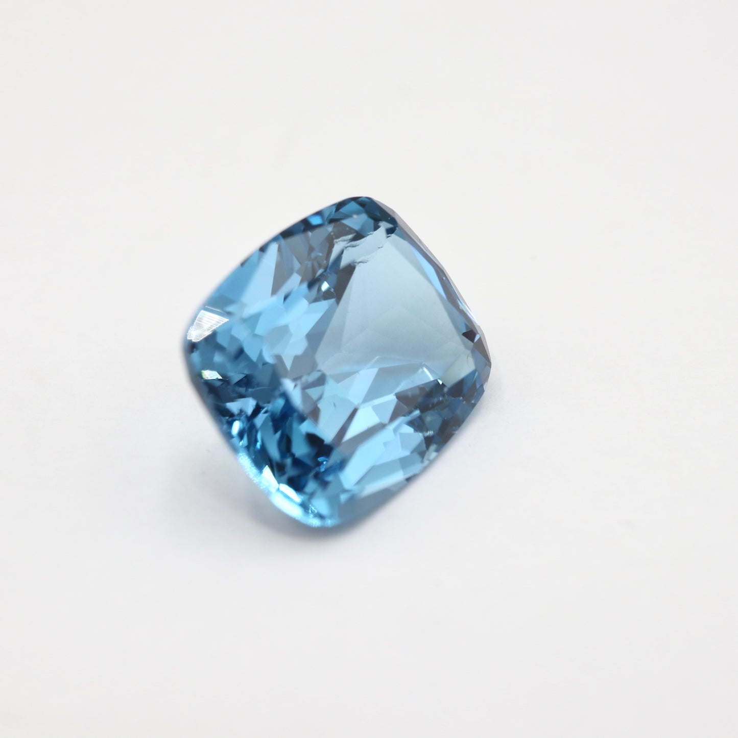 【ブルートパーズ6.53ct】【K051】