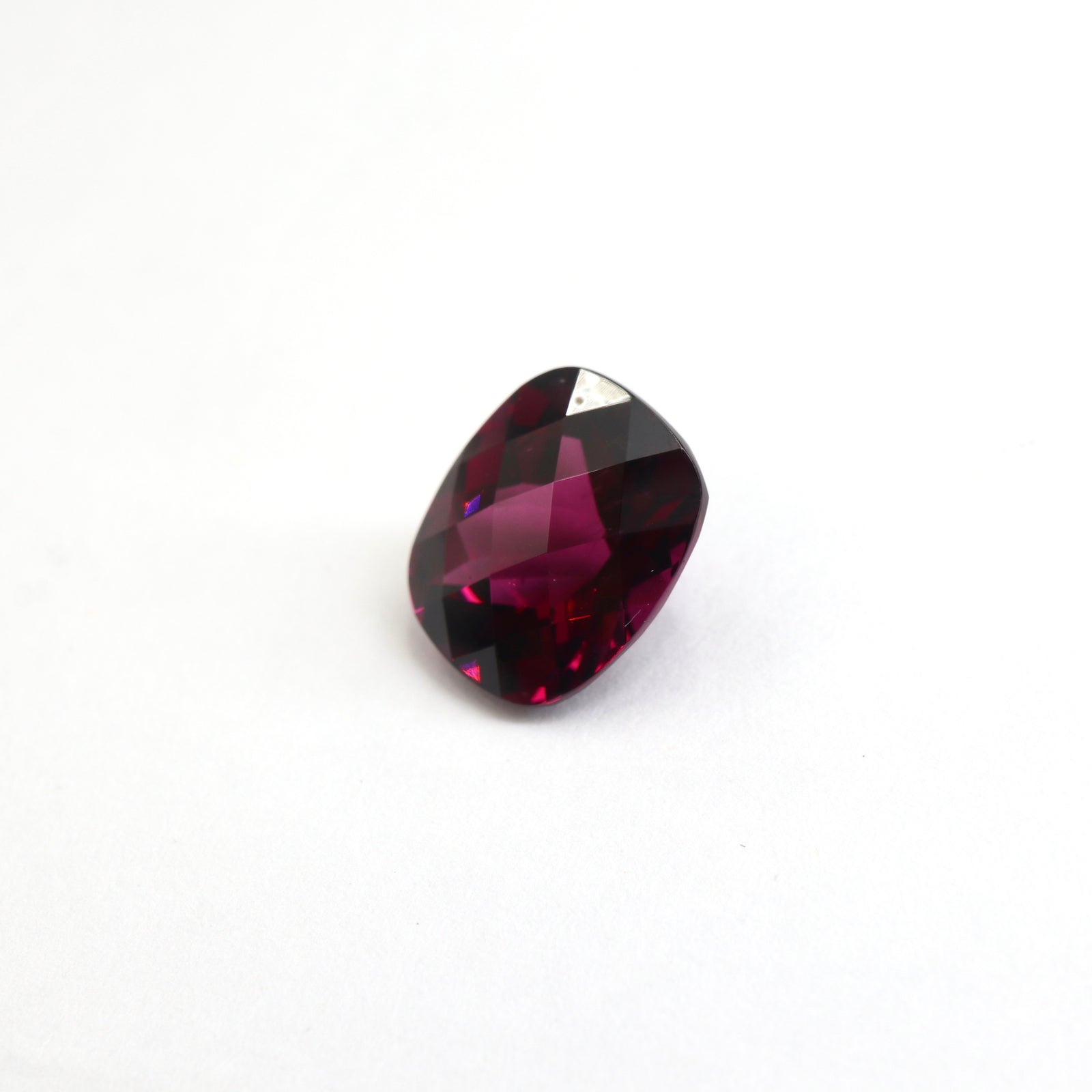 【天然ロードライトガーネット6.583ct】【Q025】