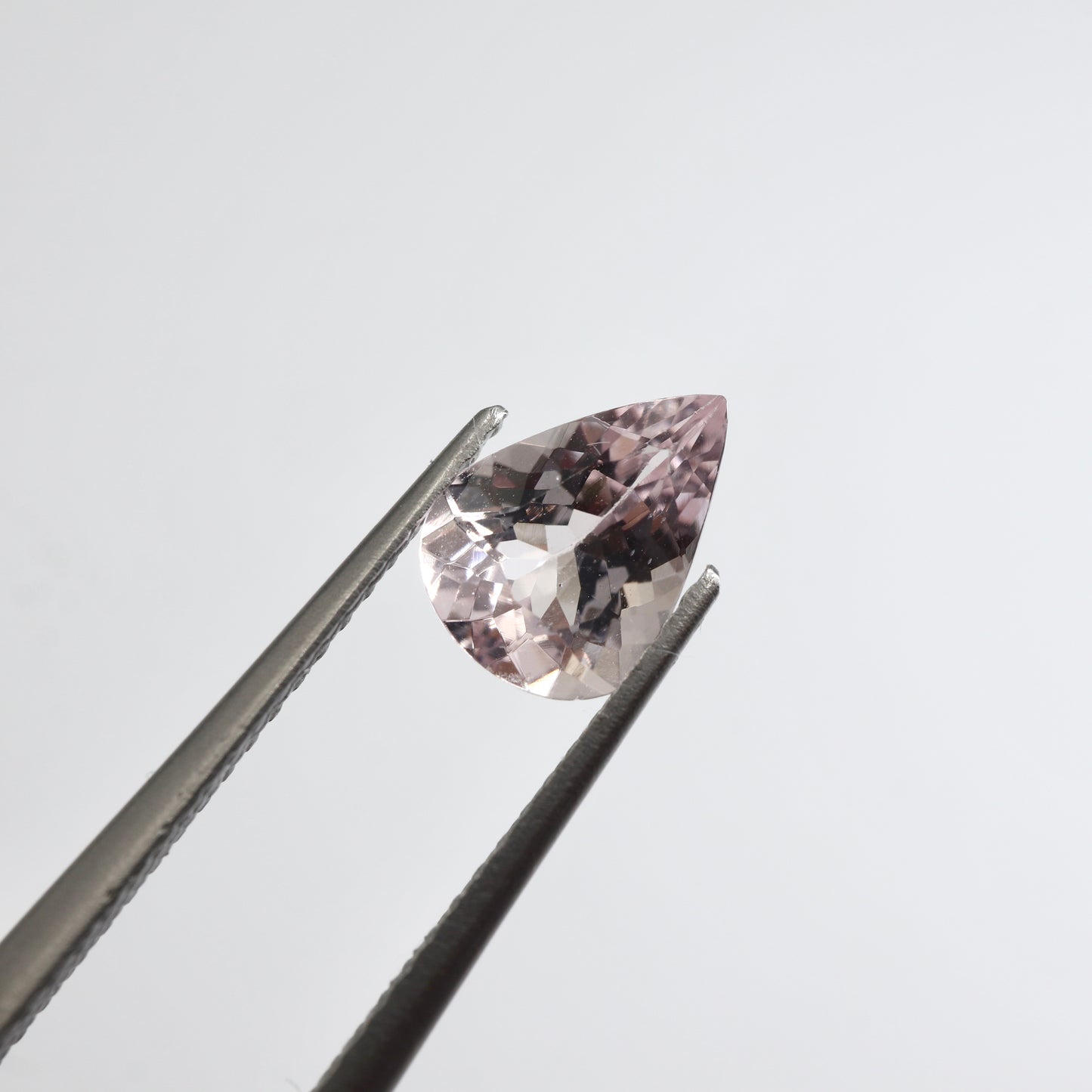 【モルガナイト0.87ct】【L036】