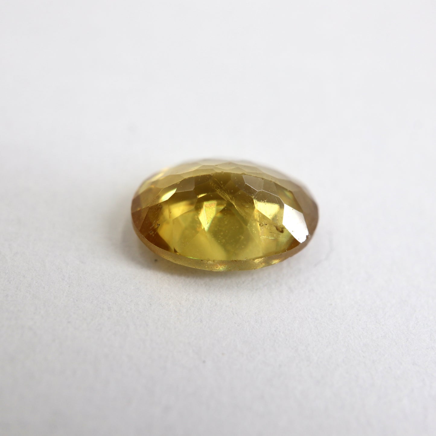 【スフェーン0.99ct】【O053】