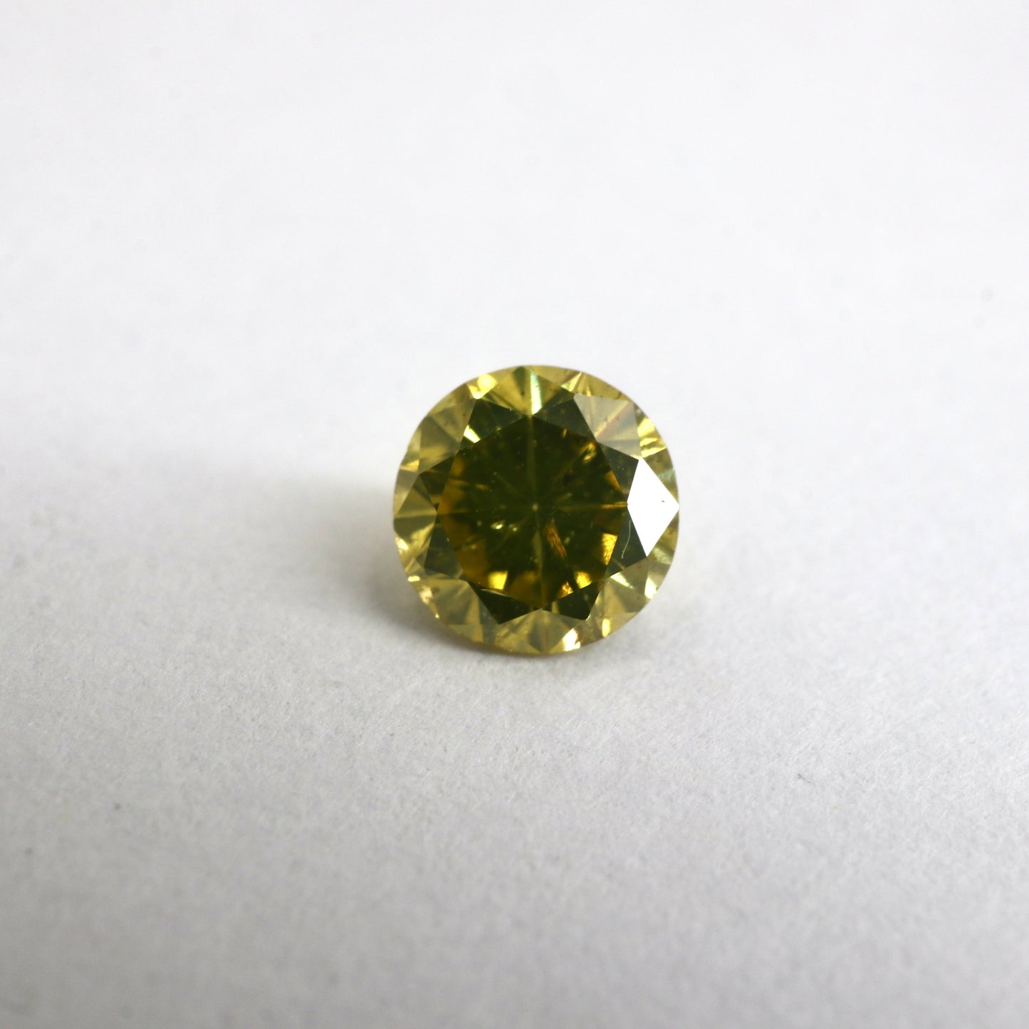 【天然イエローダイヤモンド0.226ct】【P014】