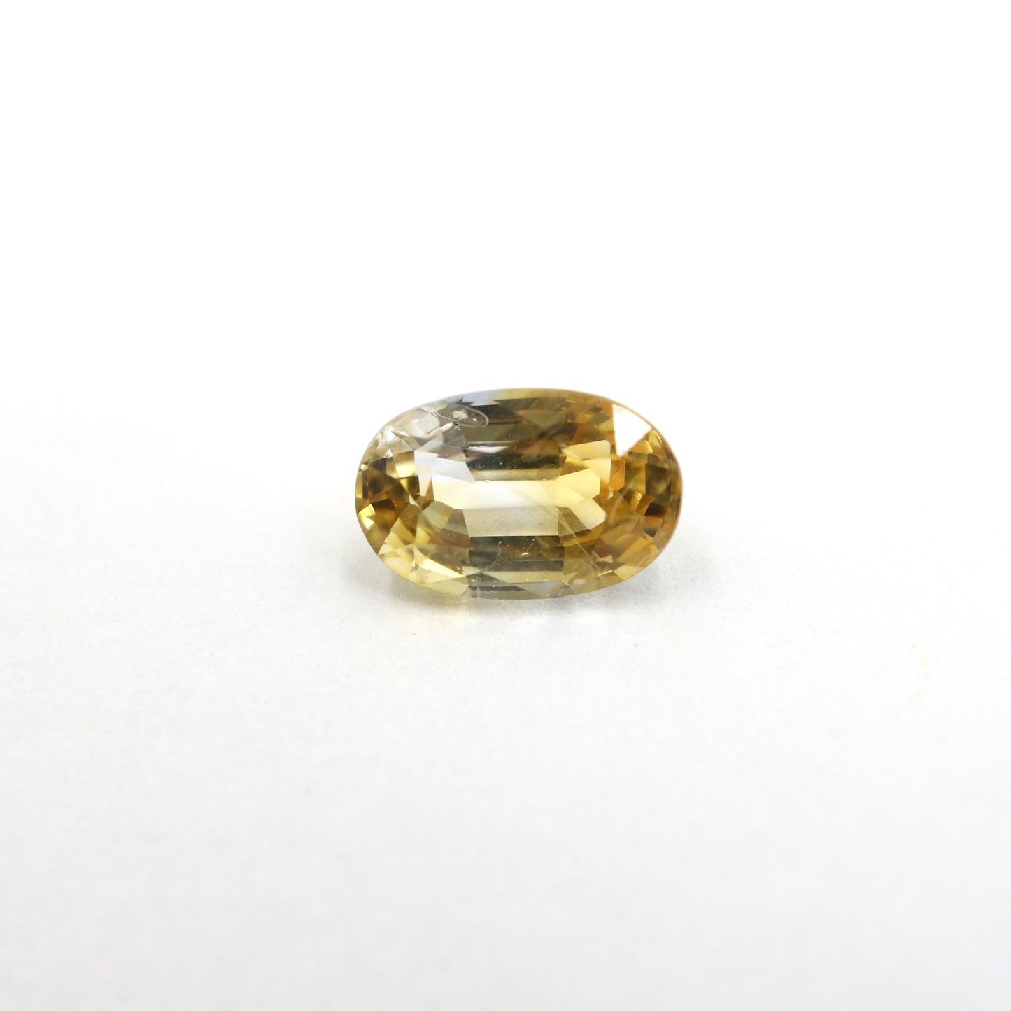 【天然イエローサファイア0.751ct】【P083】