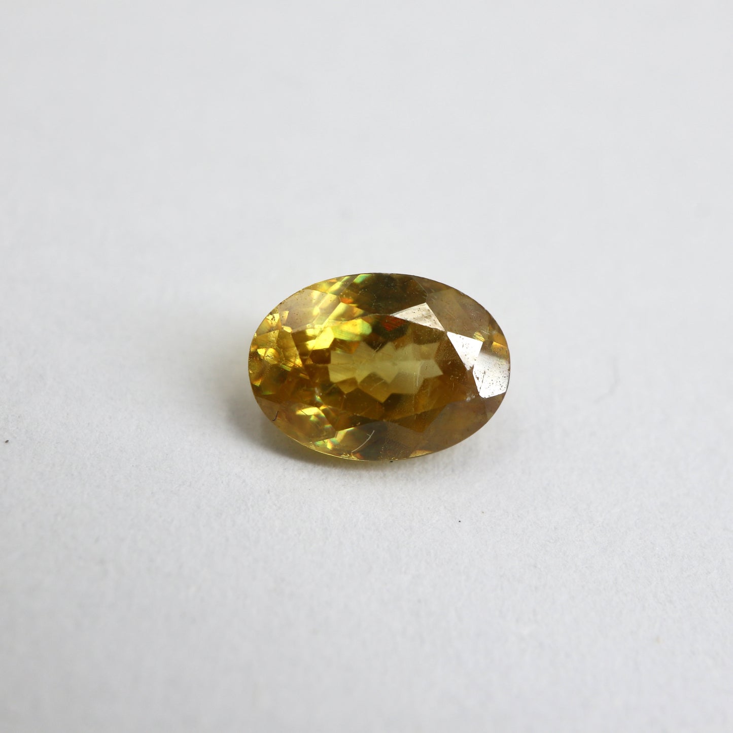 【スフェーン0.99ct】【O053】