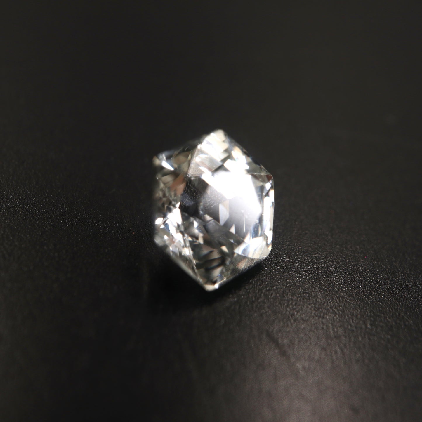 【天然サファイア0.785ct】【O092】