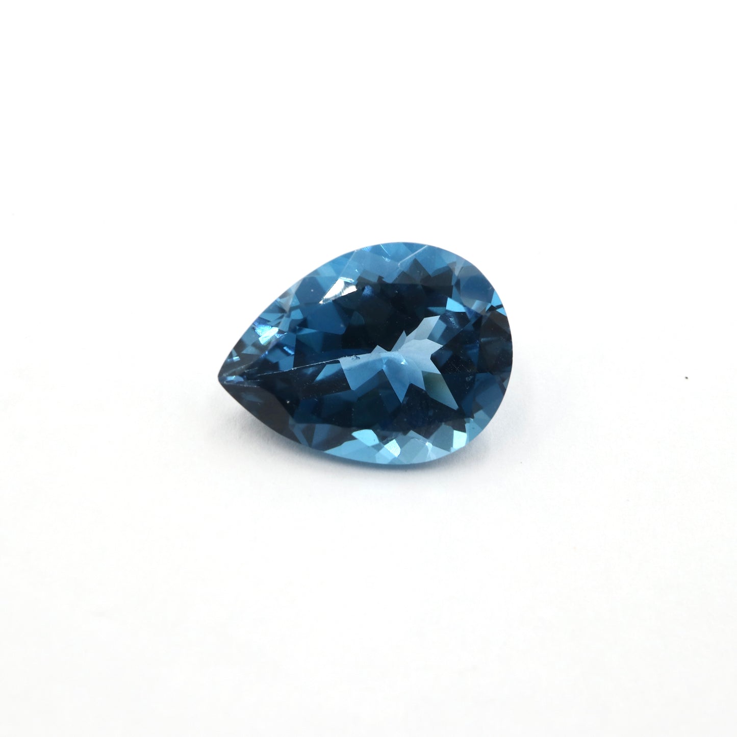 【ブルートパーズ9.69ct】【H059】