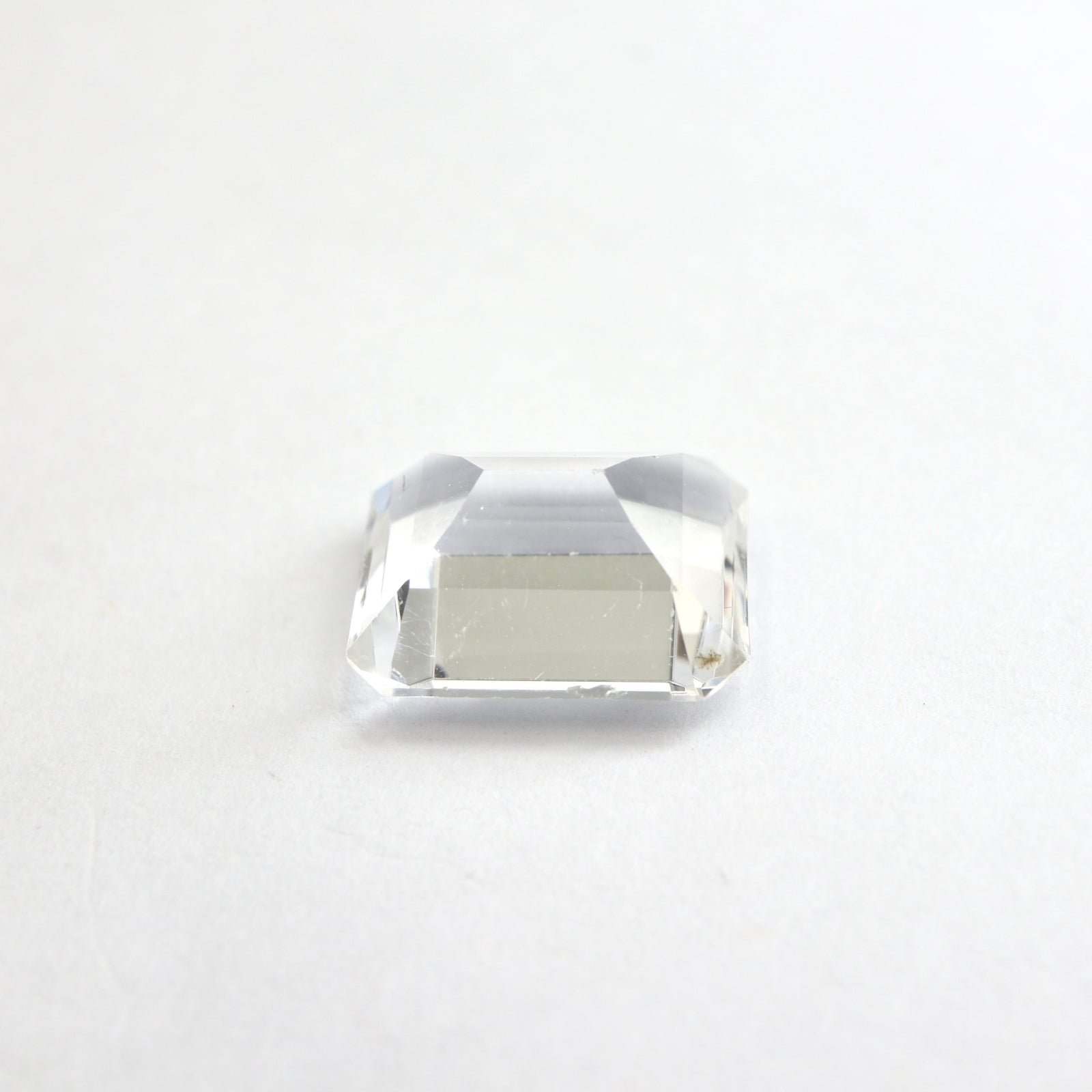 【トパーズ3.95ct】【Q038】