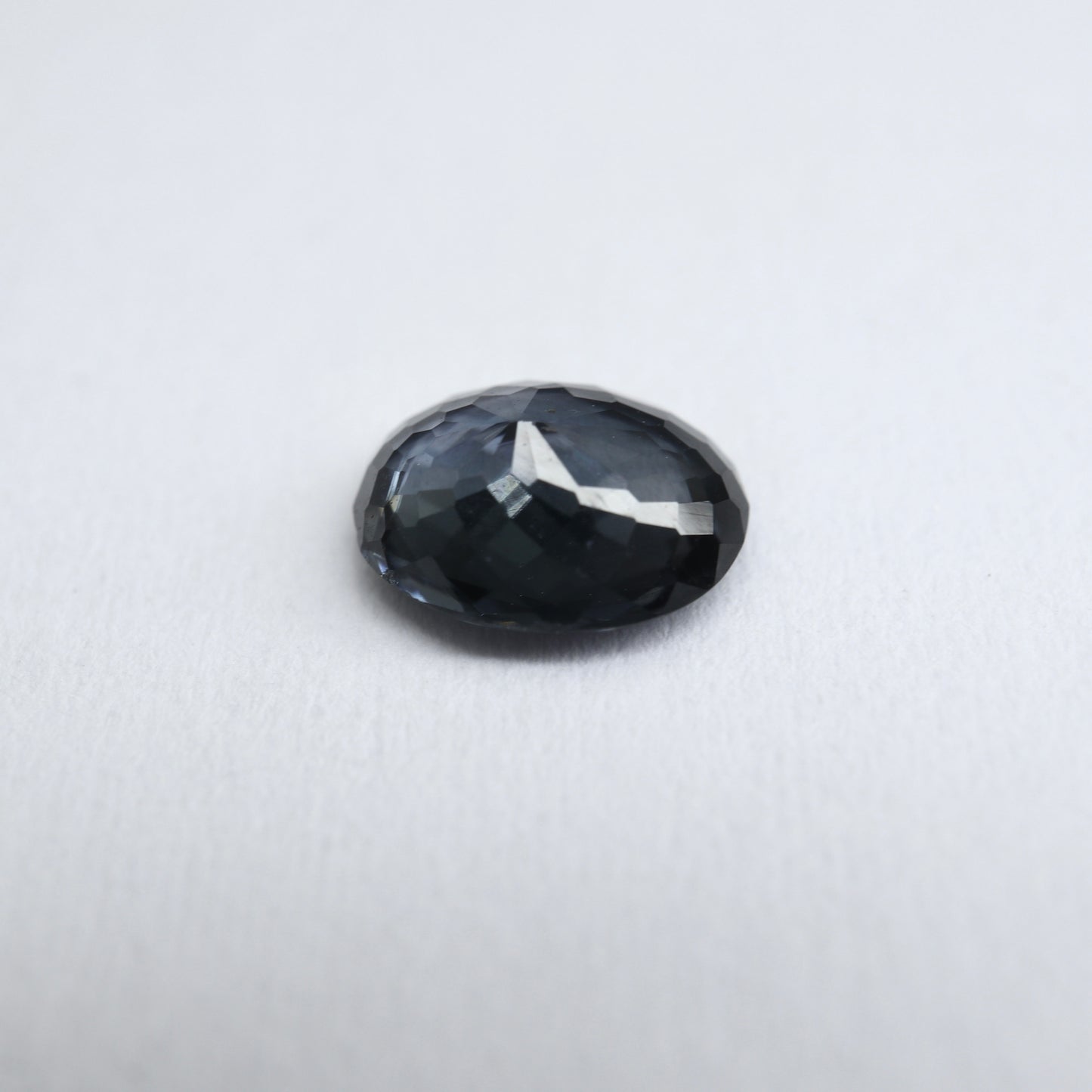 【スピネル0.728ct】【N110】