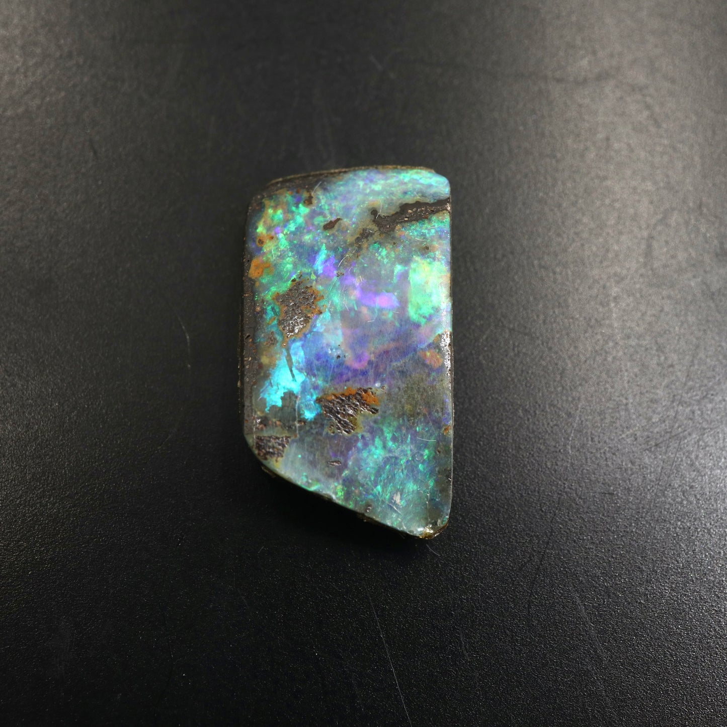 【天然ボルダーオパール8.375ct】【O093】