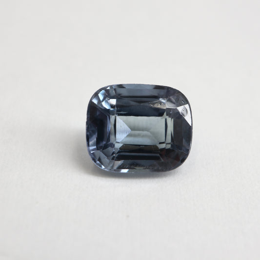 【シンセティックサファイア2.5ct】【J059】