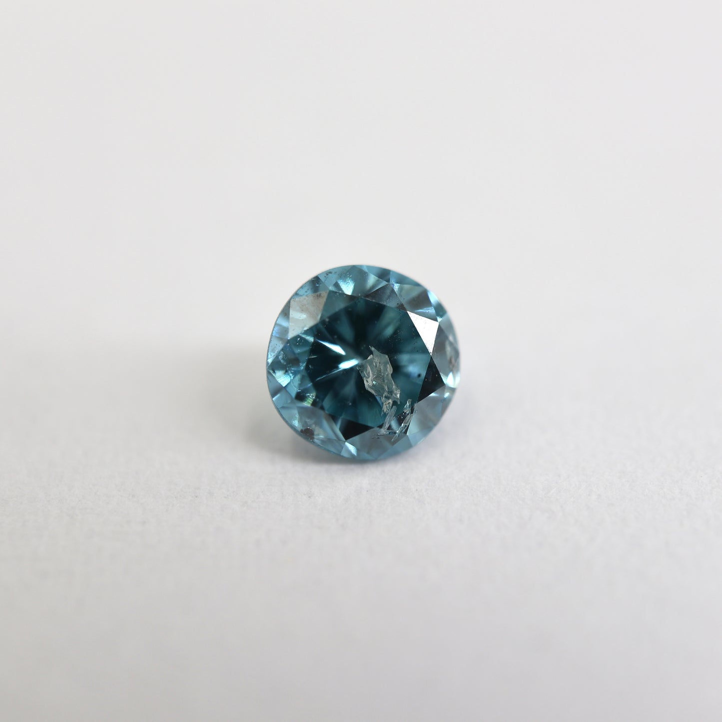 【ブルーダイヤモンド0.307ct】【O032】