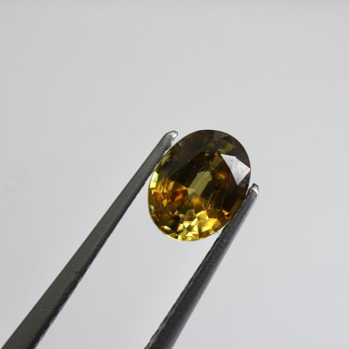 【スフェーン0.825ct】【M071】