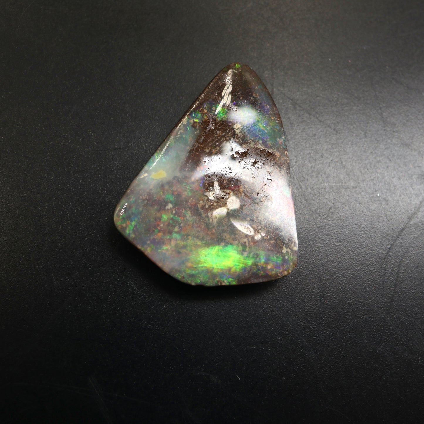 【天然ボルダーオパール13.086ct】【O077】