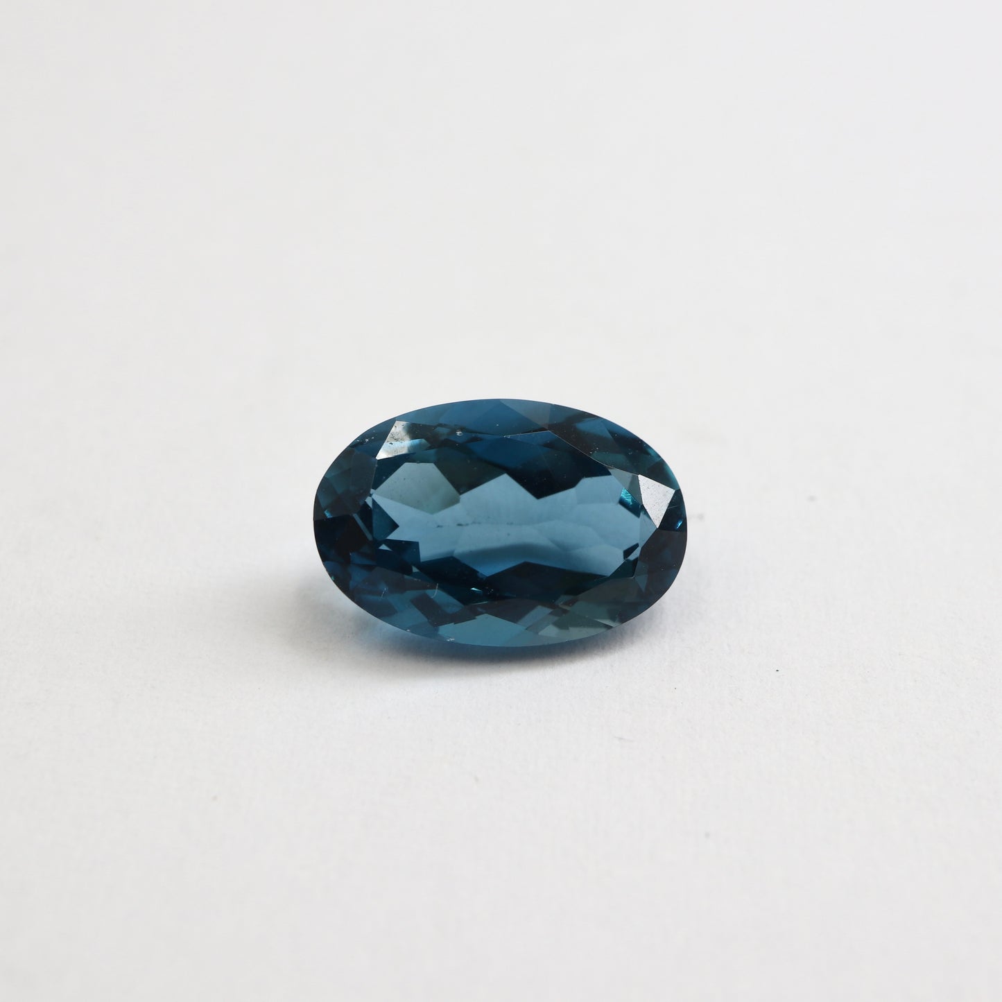 【ブルートパーズ4.28ct】【M022】