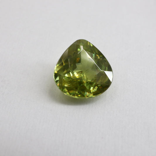 【スフェーン1.170ct】【J032】