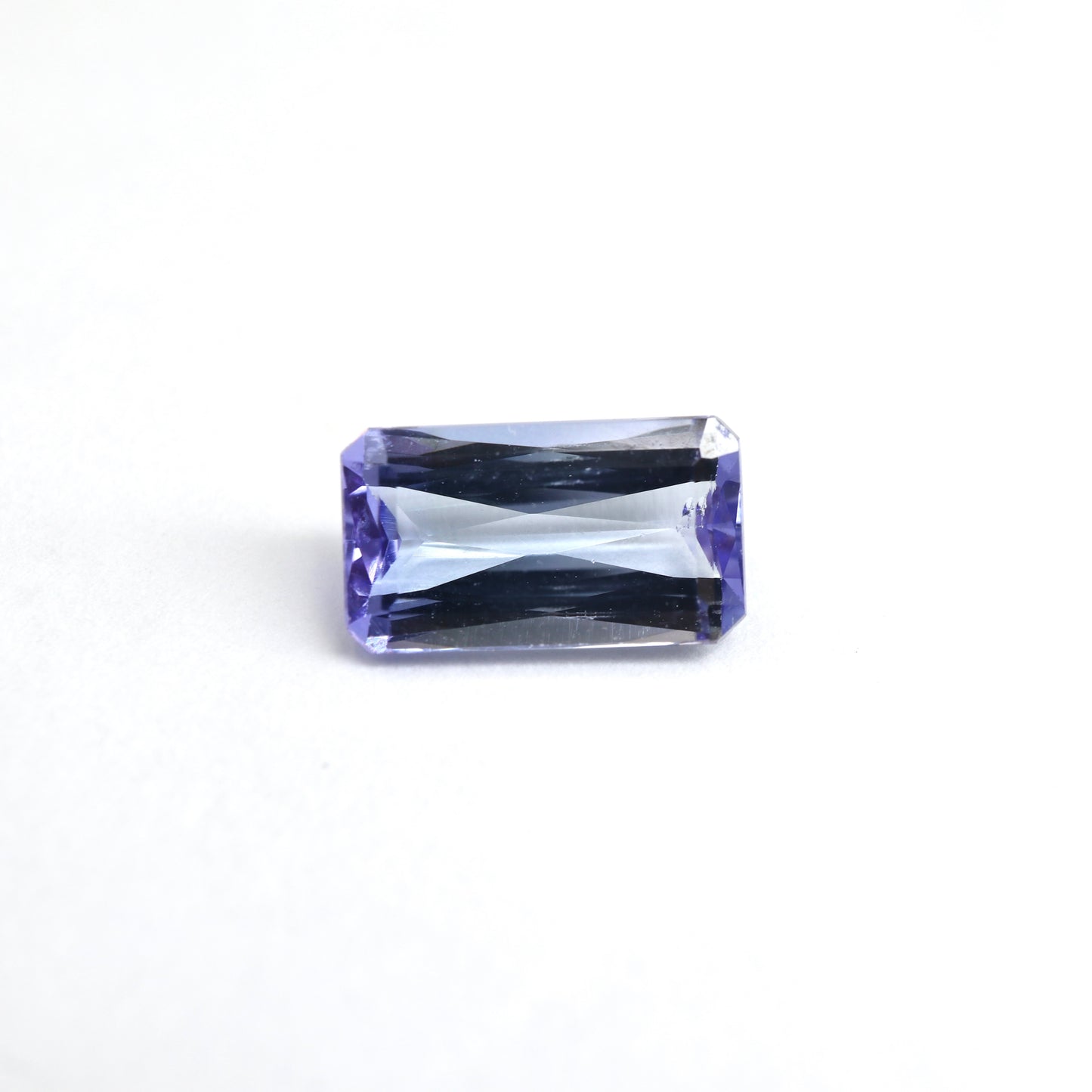 【天然タンザナイト0.979ct】【P030】