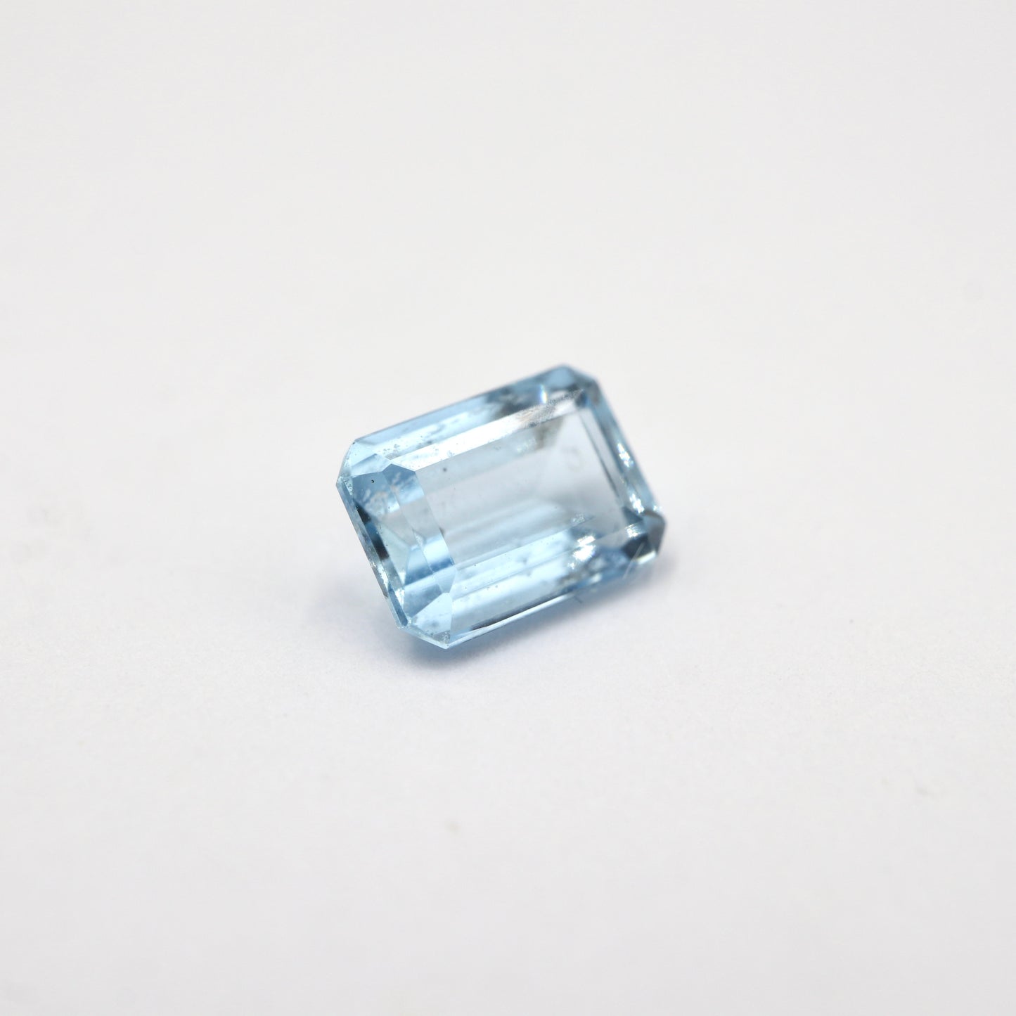 【天然サンタマリアアクアマリン0.742ct】【P073】