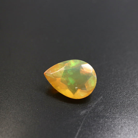 【ファイアオパール0.65ct】【I016】