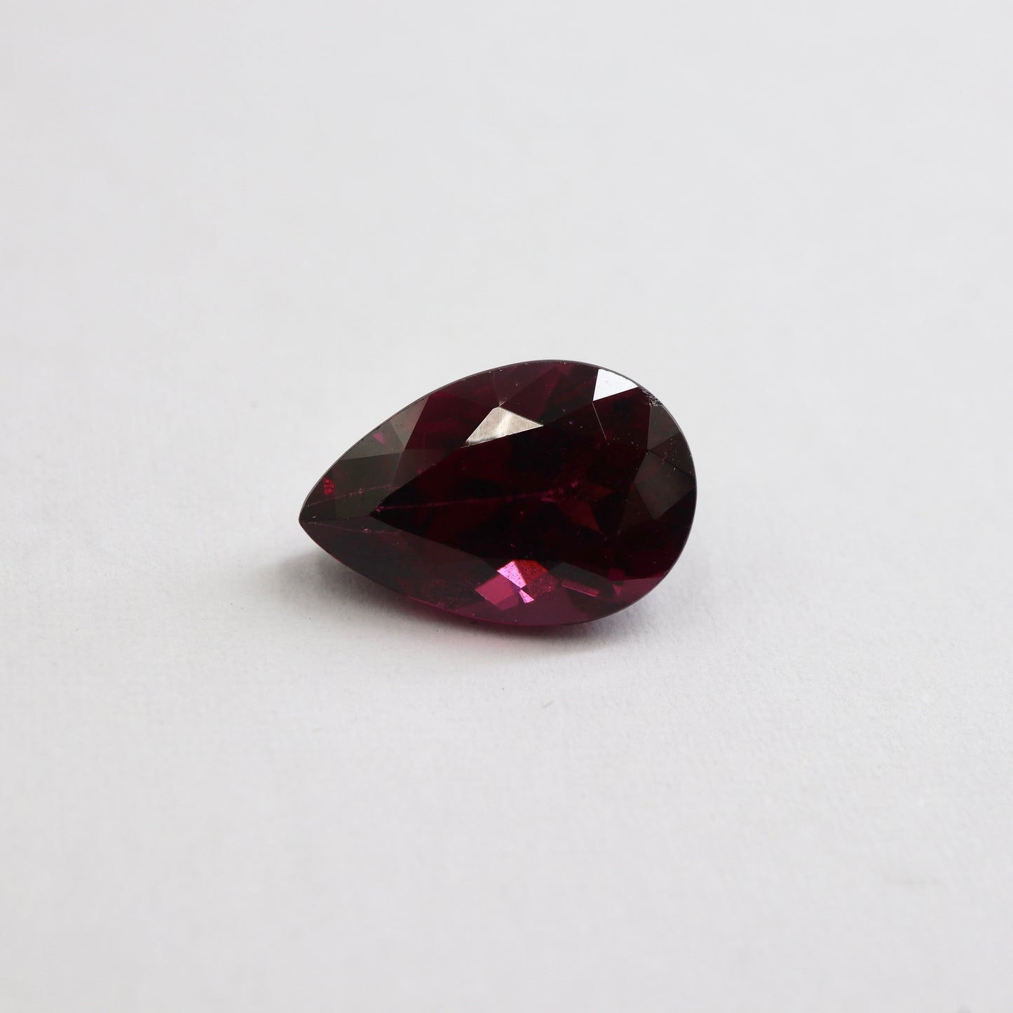 【天然ロードライトガーネット4.324ct】【M023】
