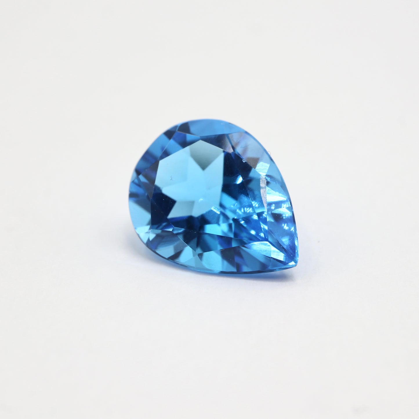 【ブルートパーズ8.745ct】【K030】