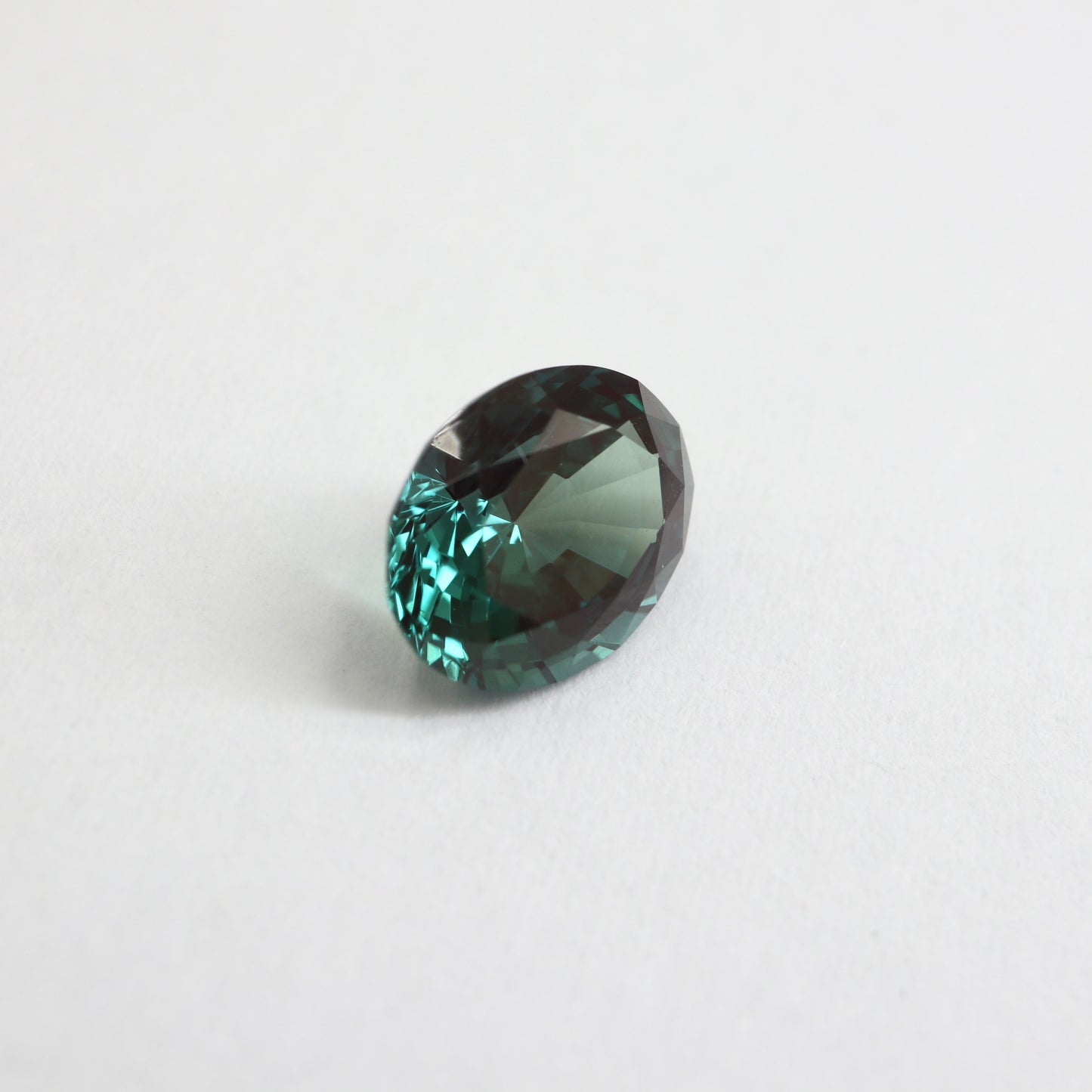【シンセティックアレキサンドライト2.26ct】【M027】